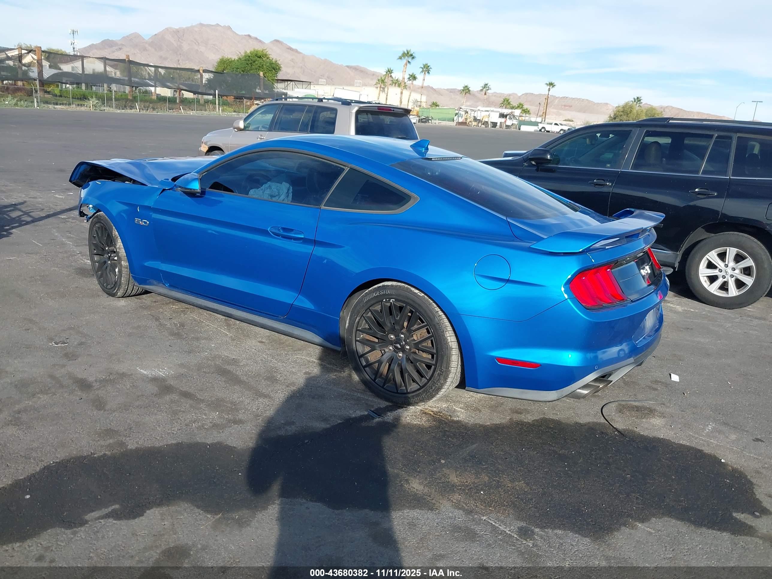 FORD MUSTANG image 3