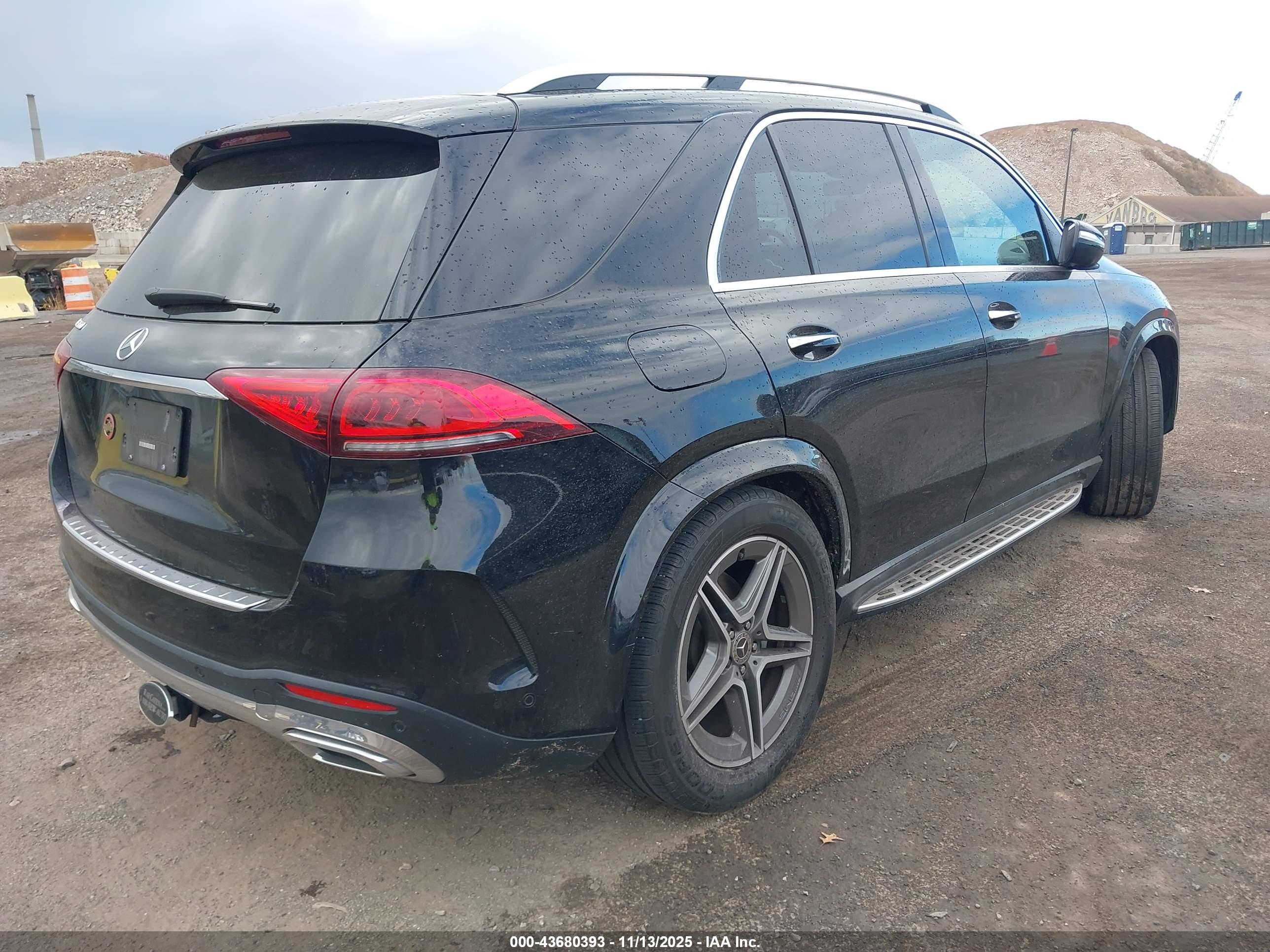 MERCEDES-BENZ GLE image 4
