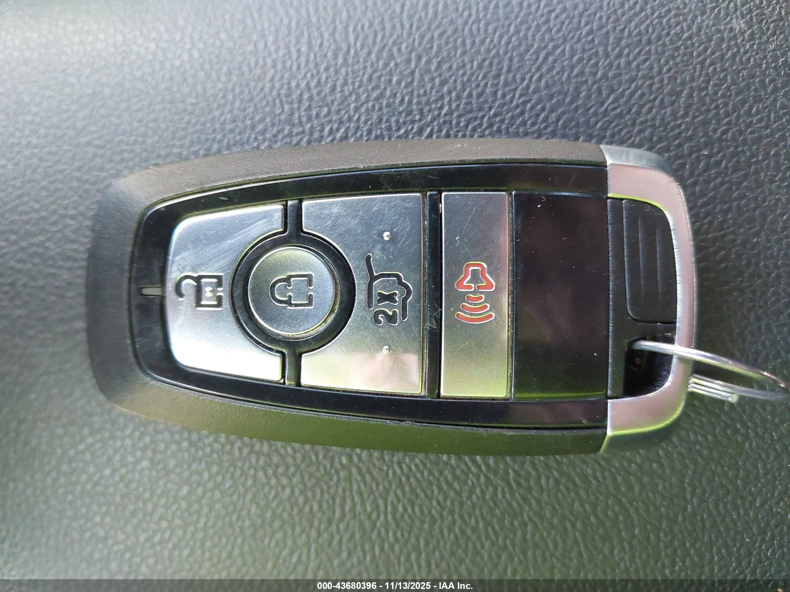 FORD ESCAPE image 11