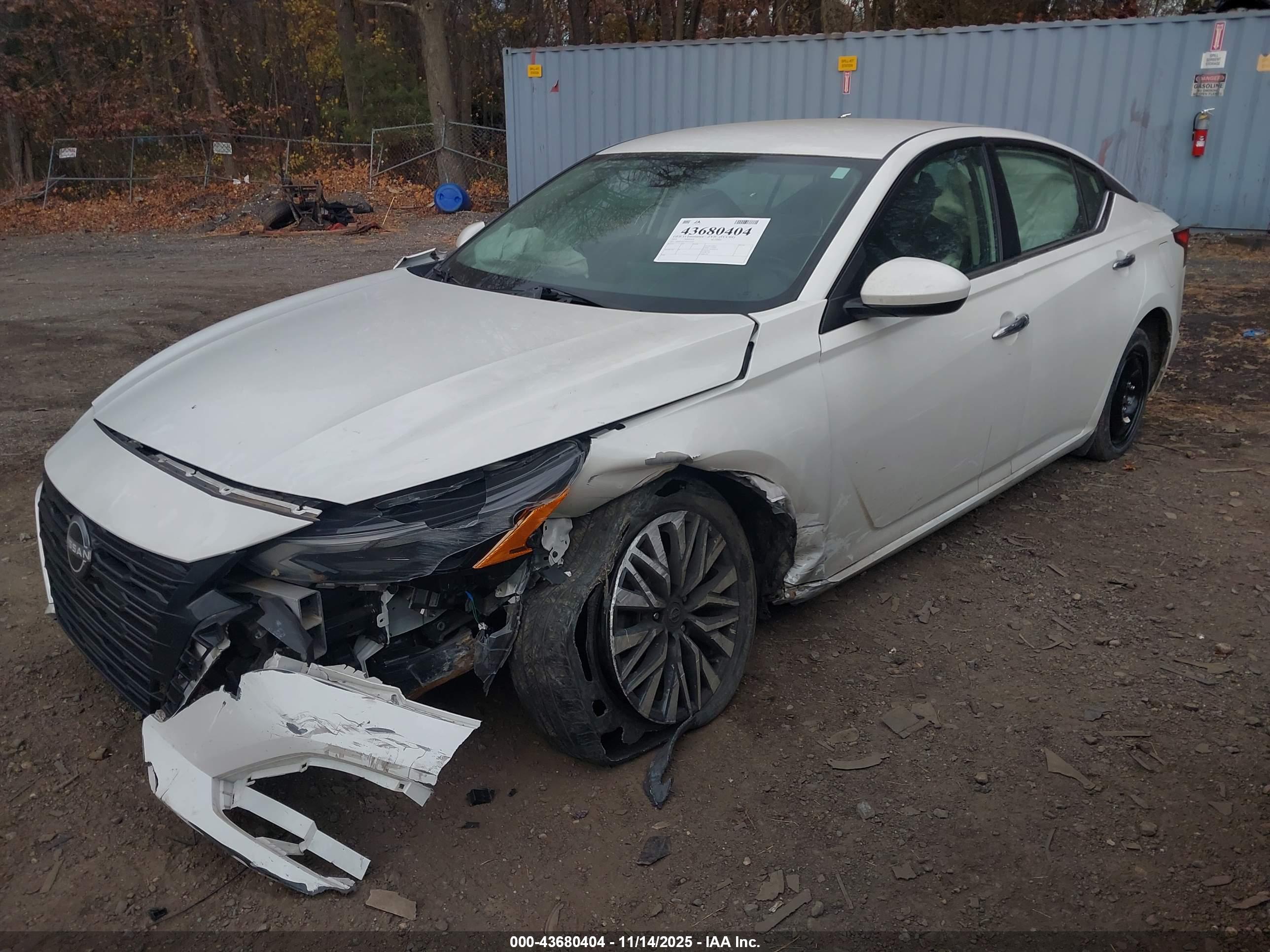 NISSAN ALTIMA image 6