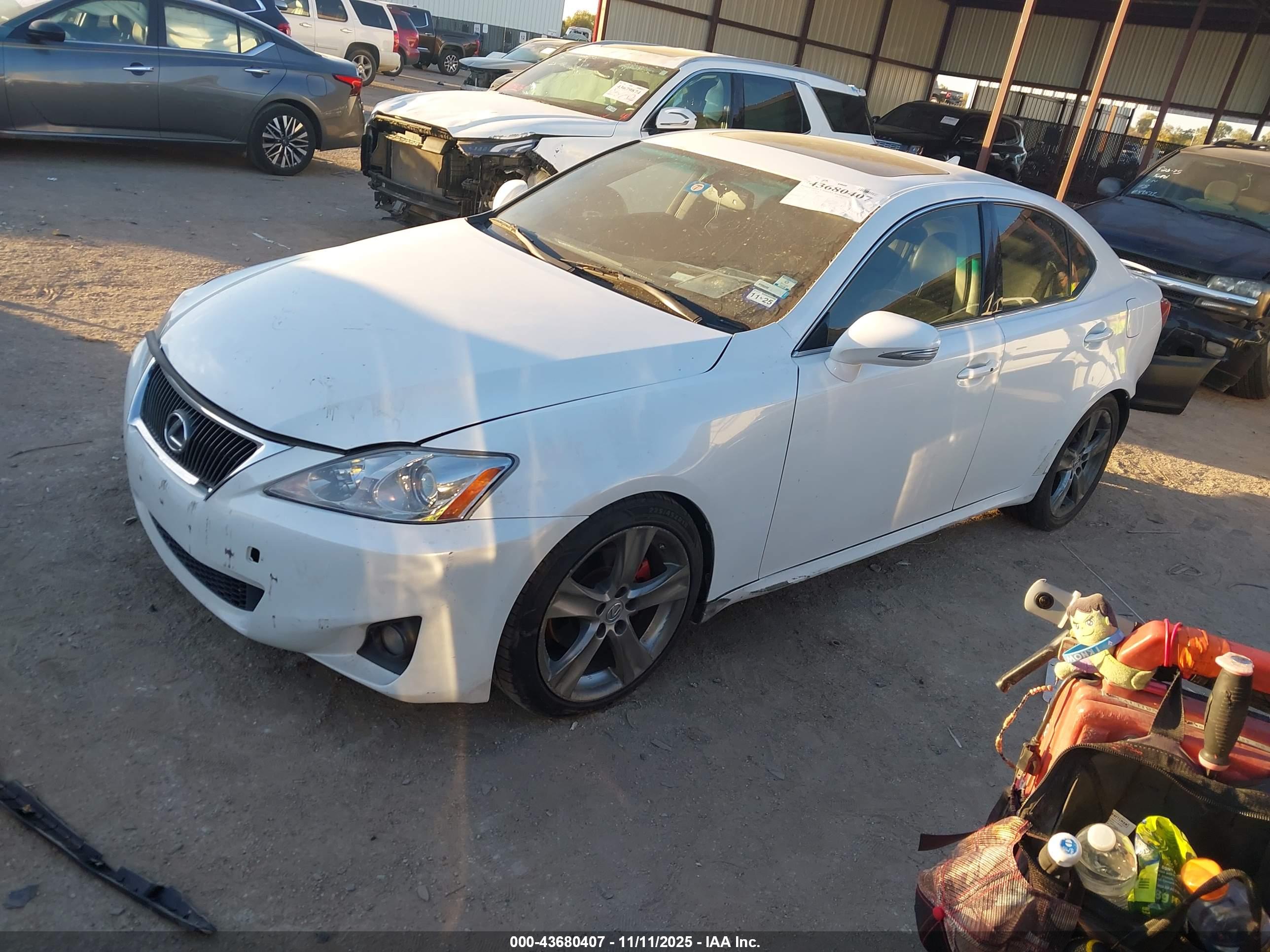 LEXUS IS image 2