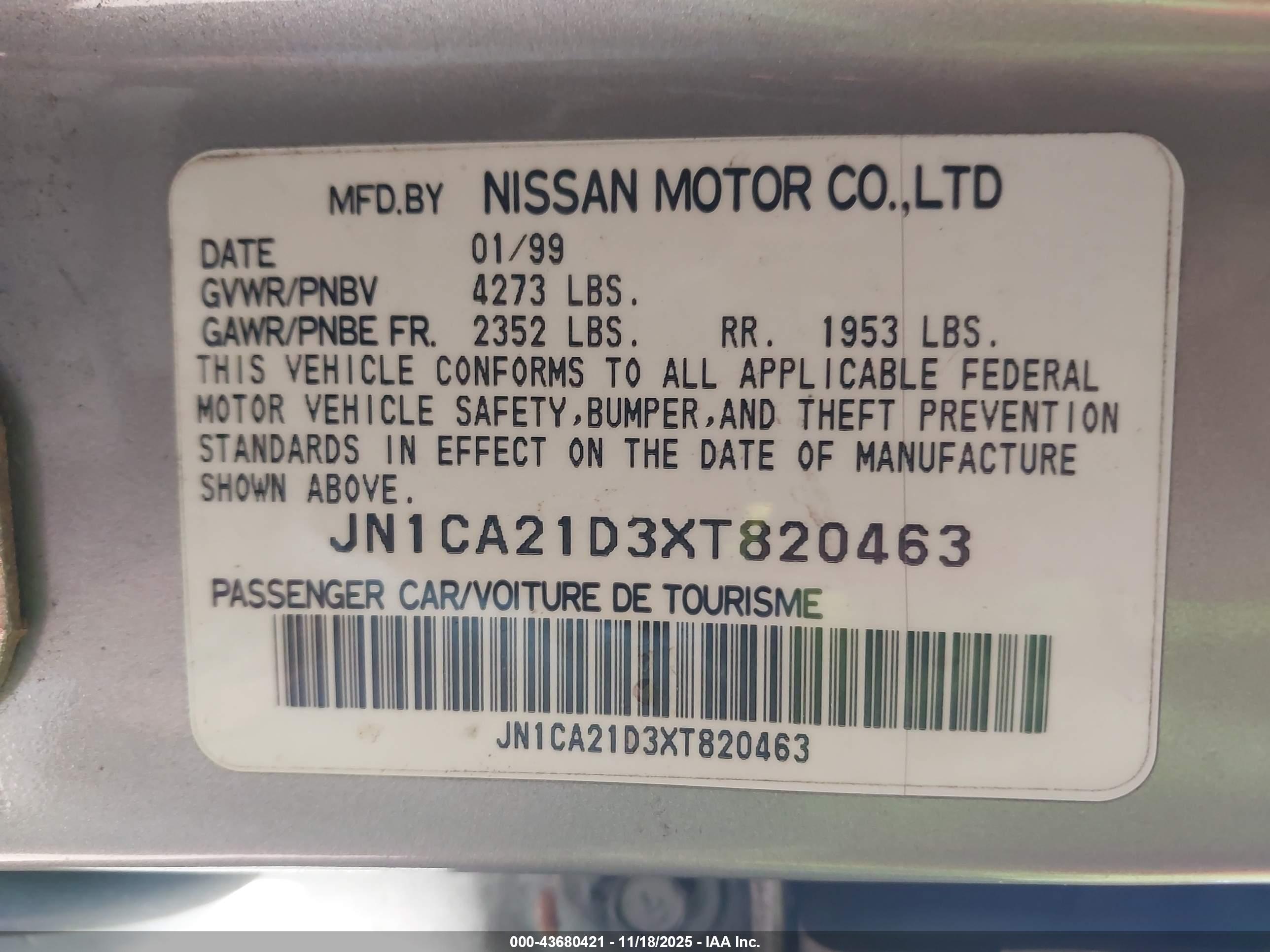 NISSAN MAXIMA image 9