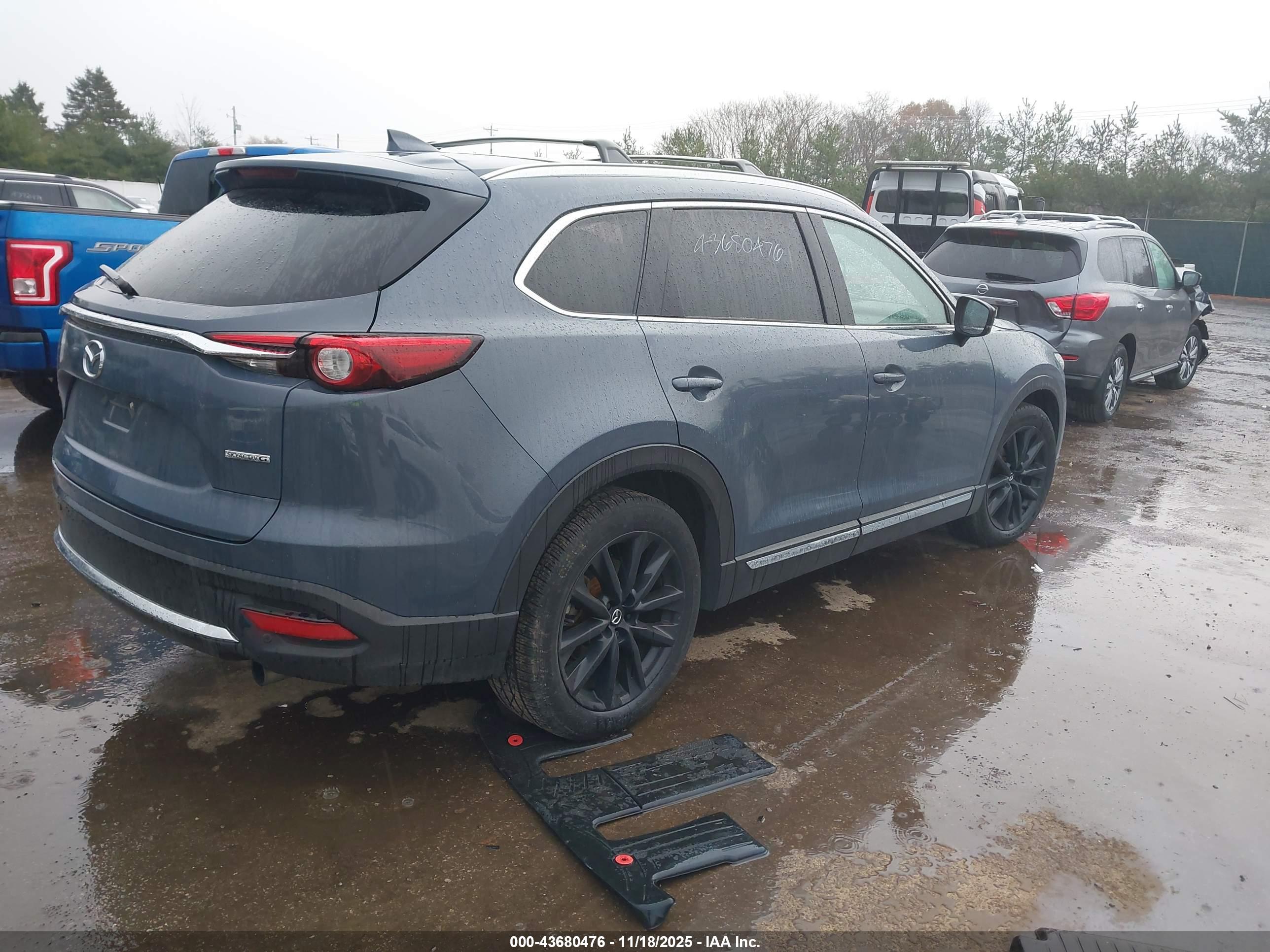 MAZDA CX-9 image 4