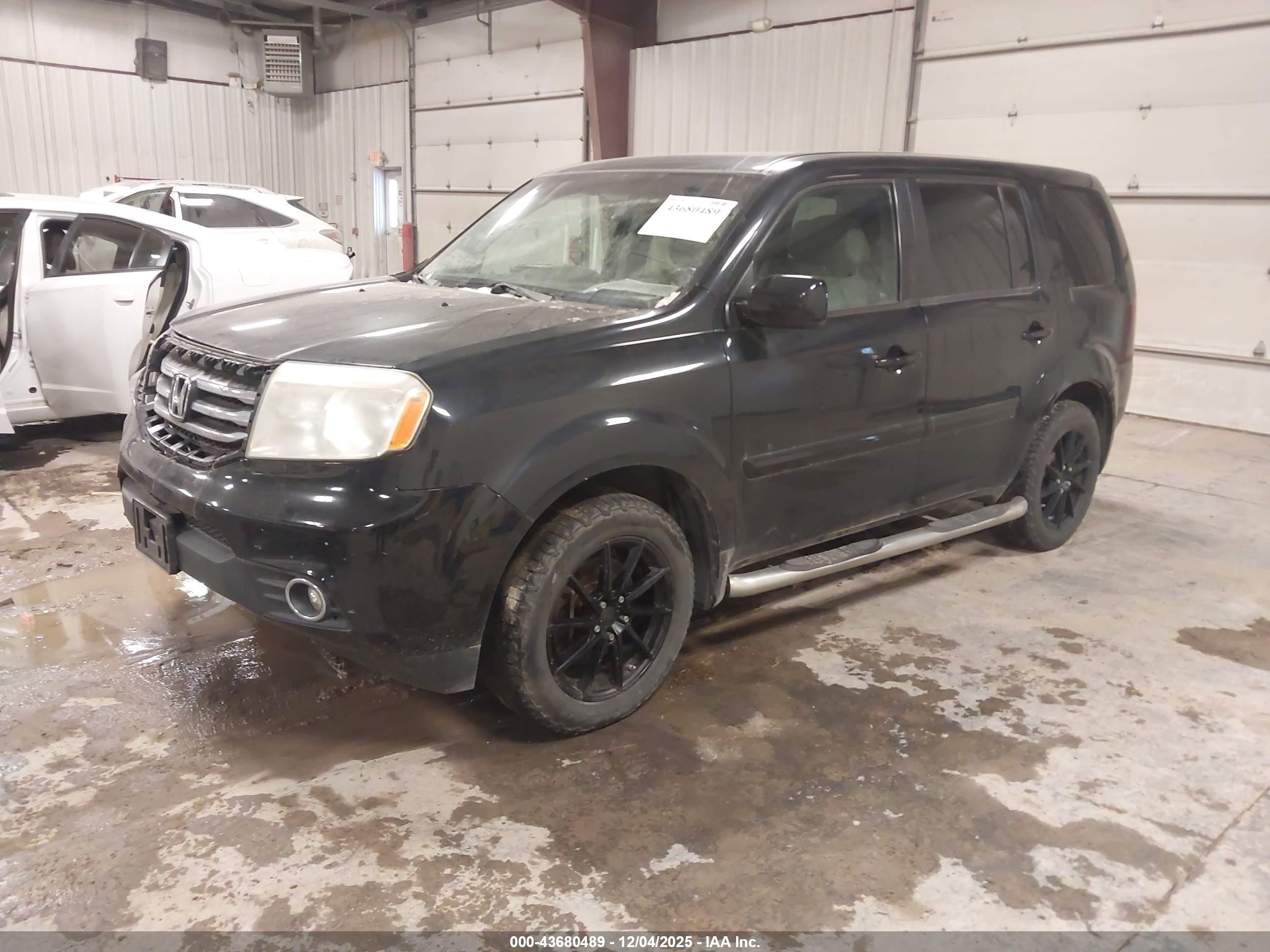 HONDA PILOT image 2