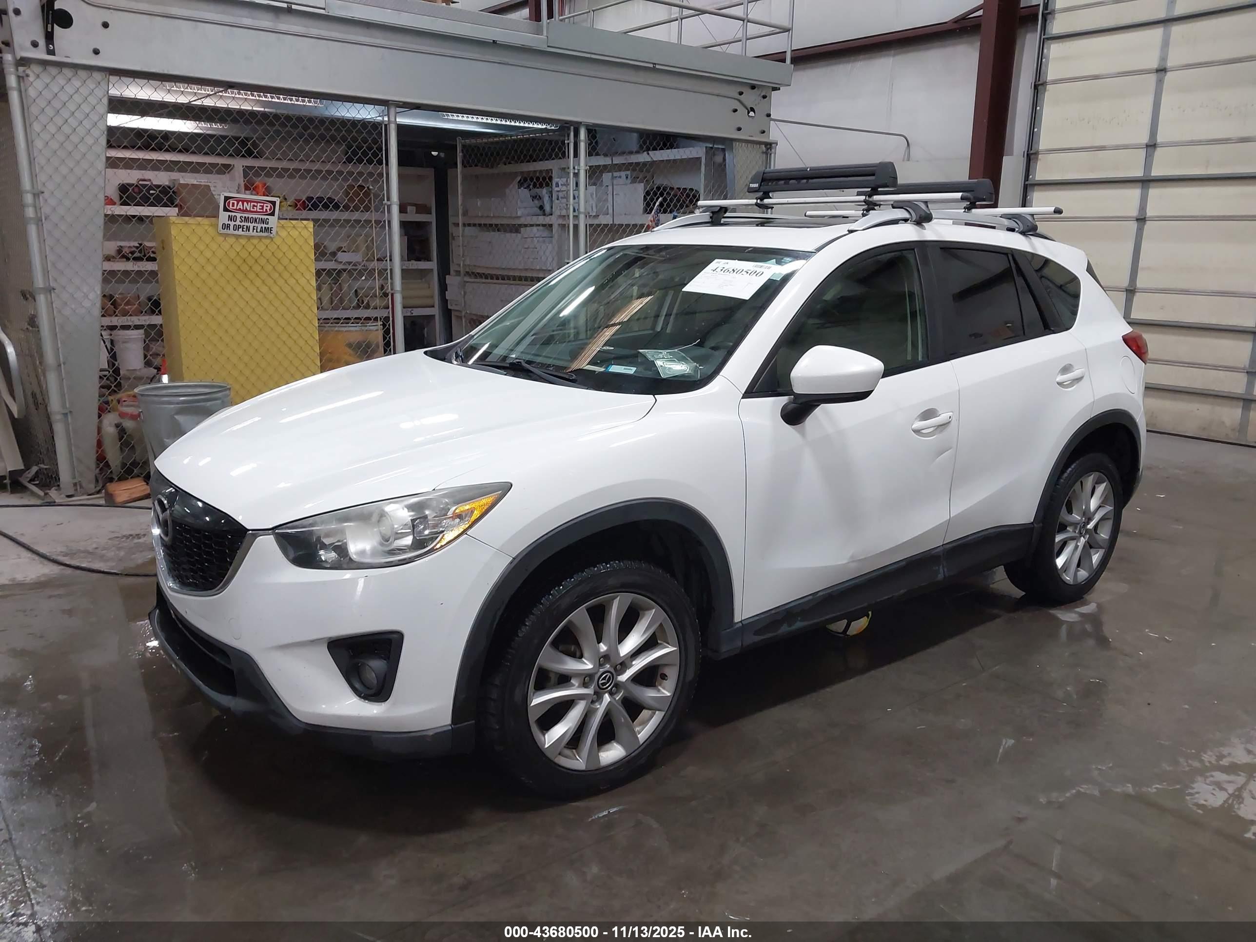 MAZDA CX-5 image 2