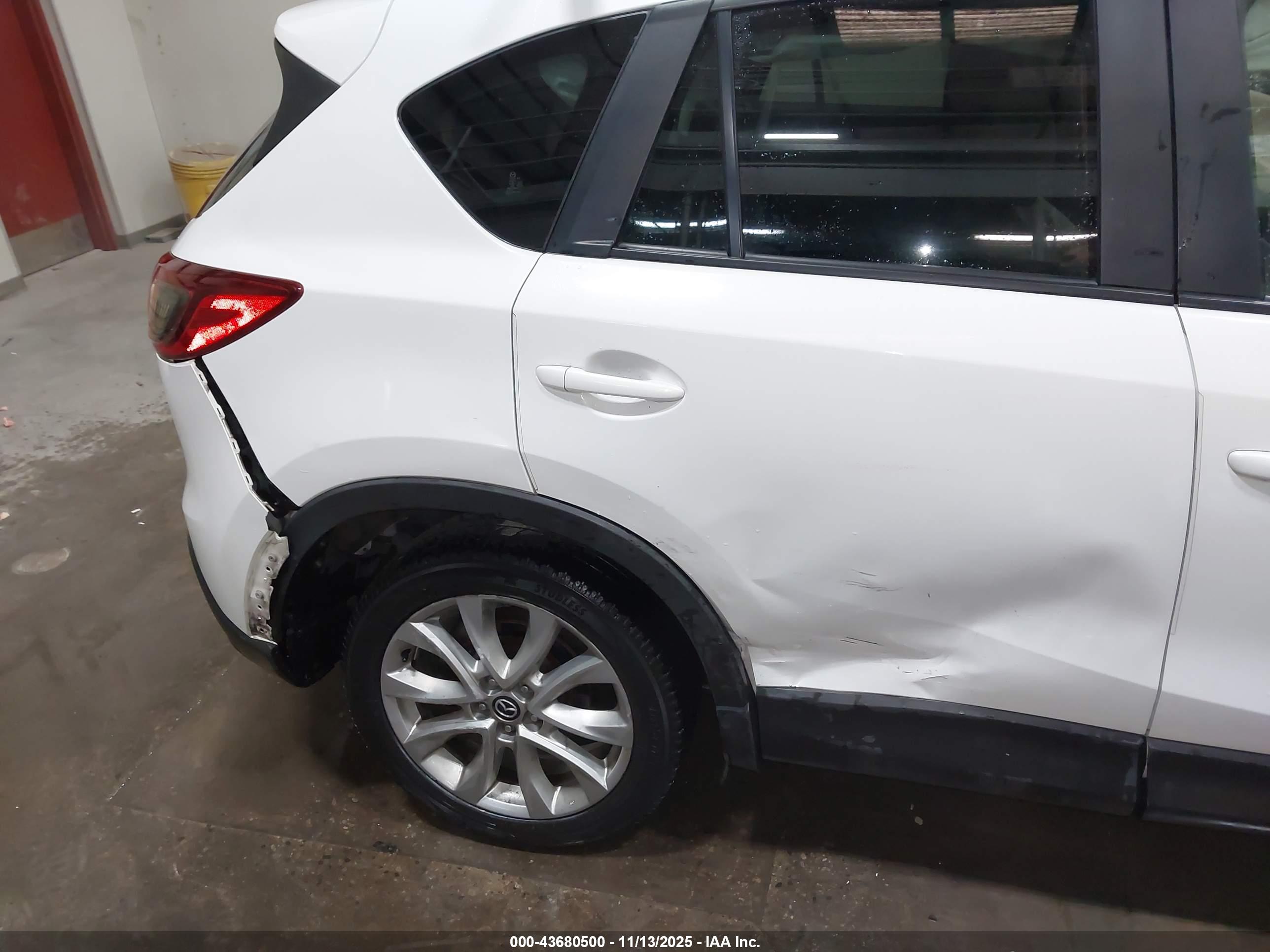 MAZDA CX-5 image 6