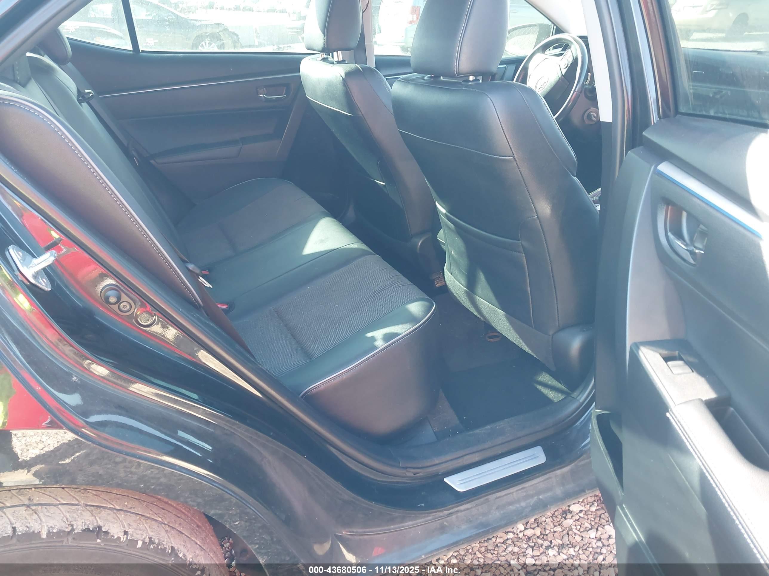 TOYOTA COROLLA image 8