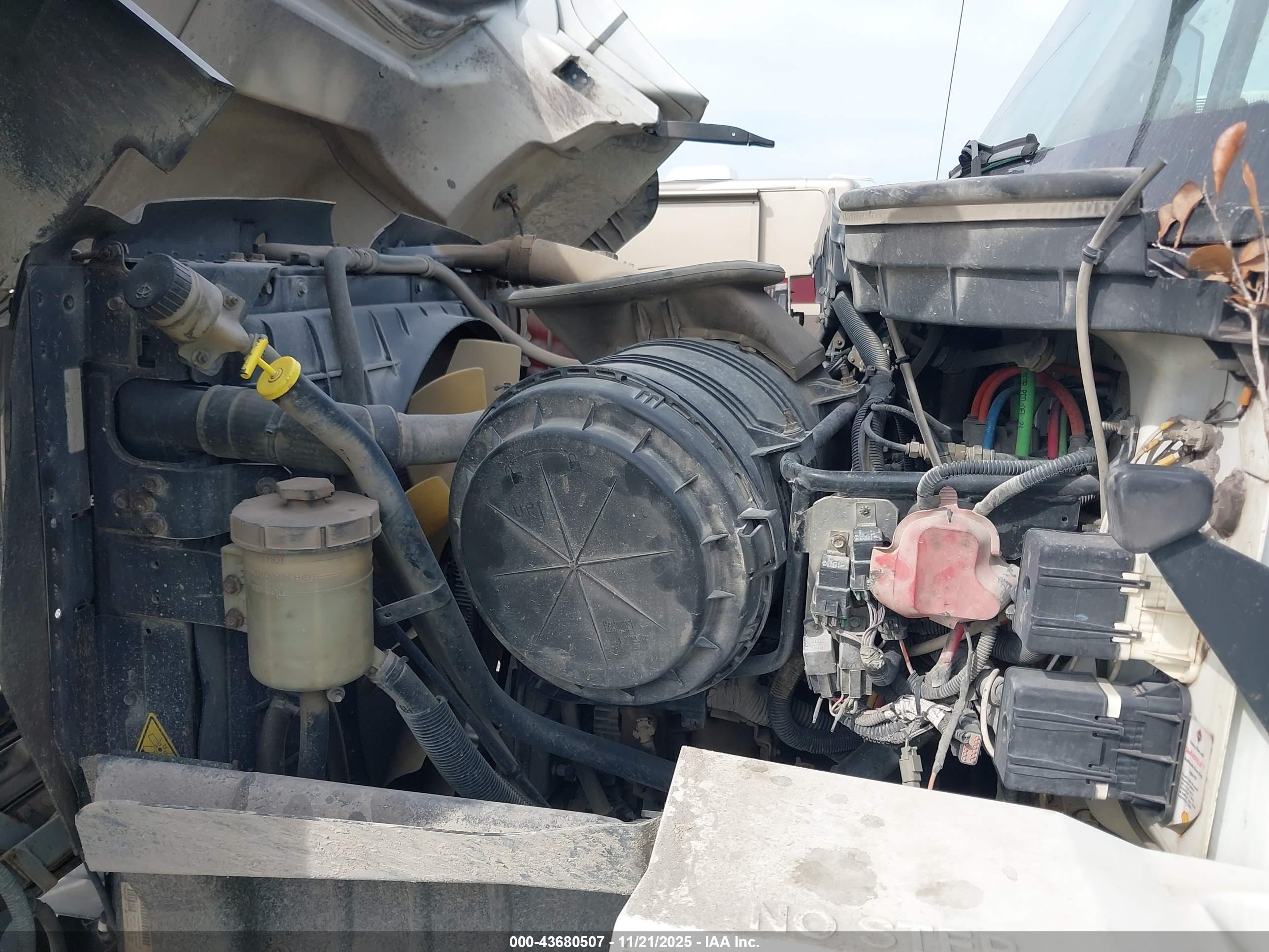 INTERNATIONAL 7000 image 10