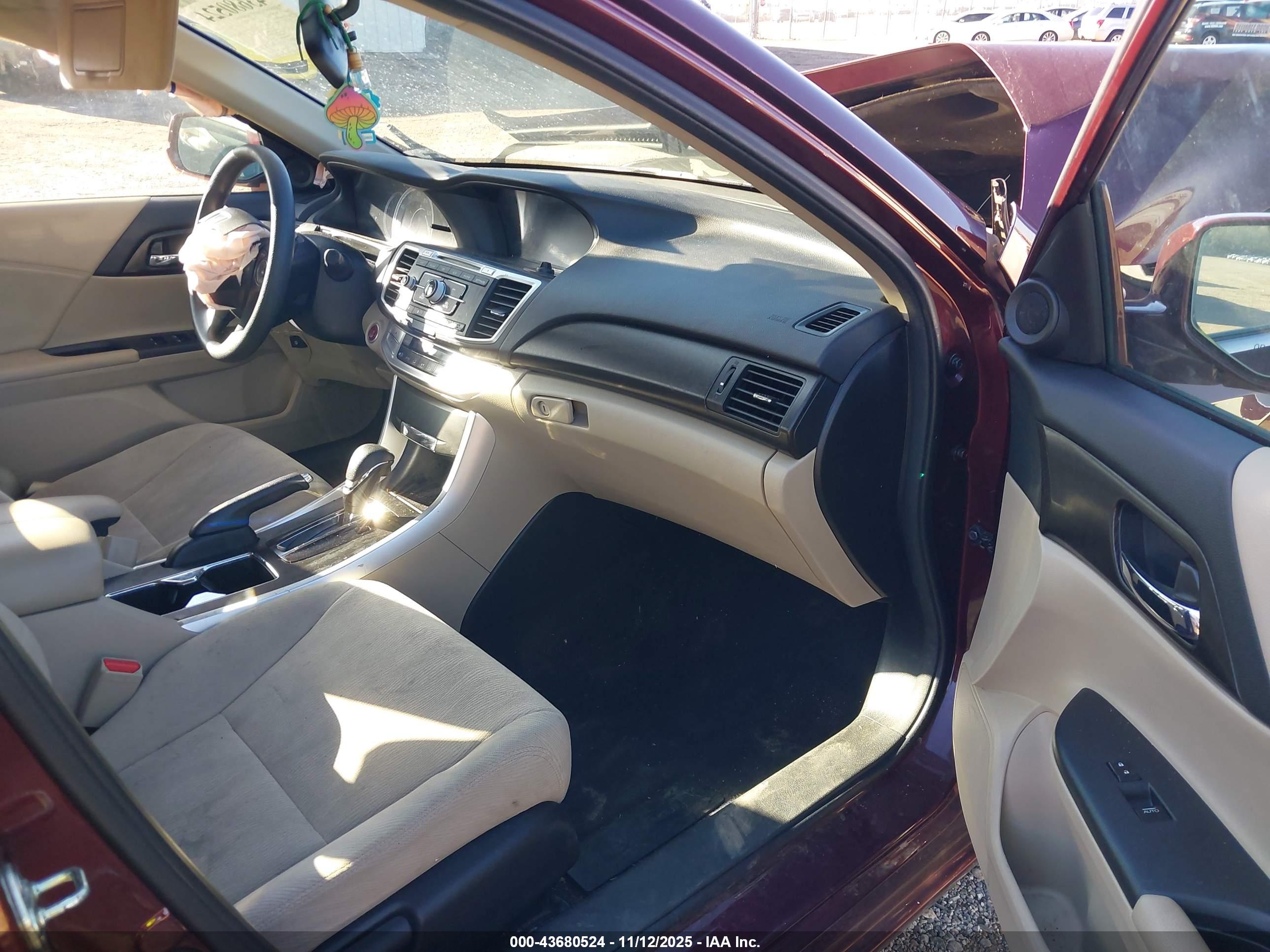 HONDA ACCORD image 5