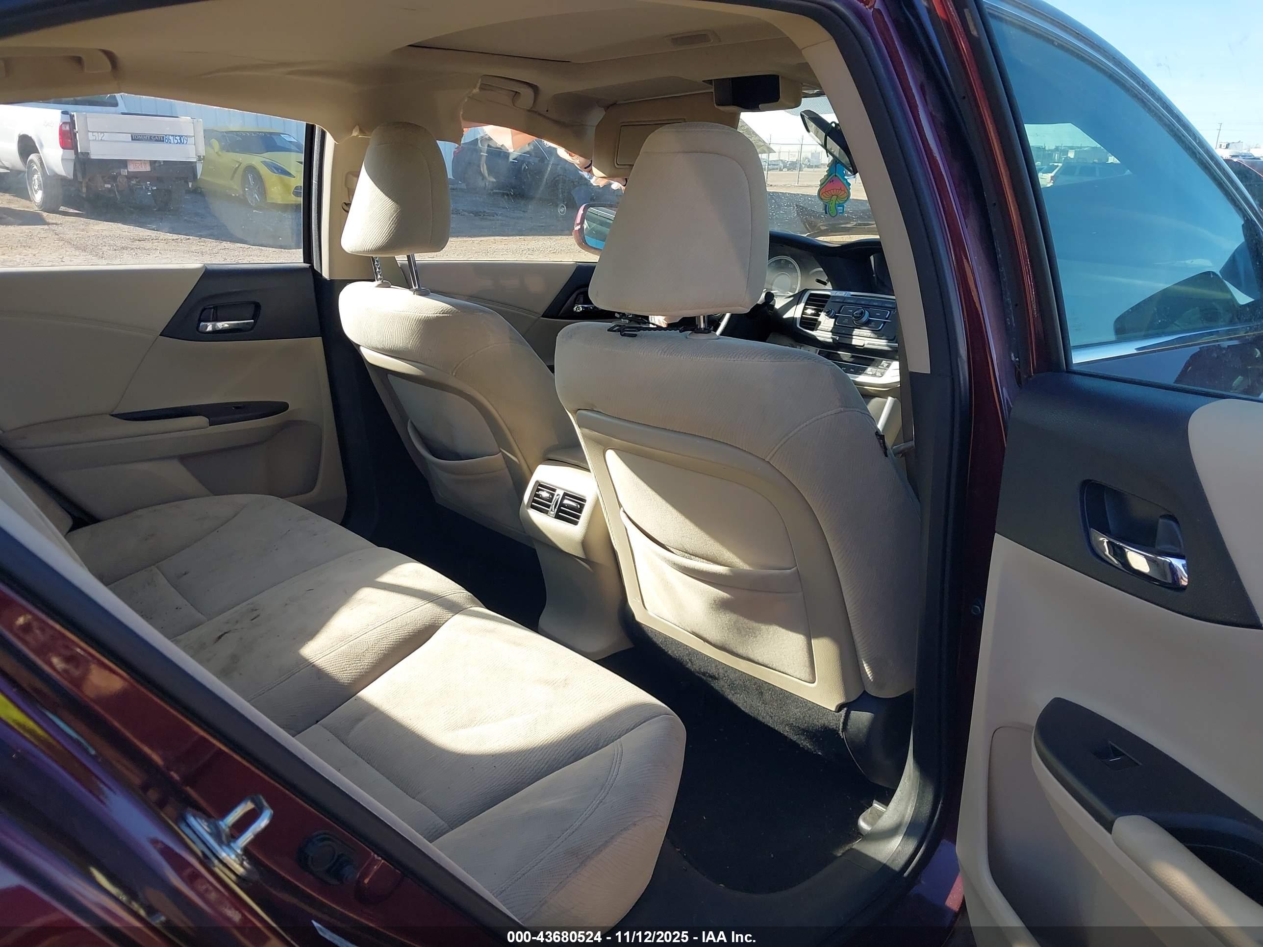 HONDA ACCORD image 8