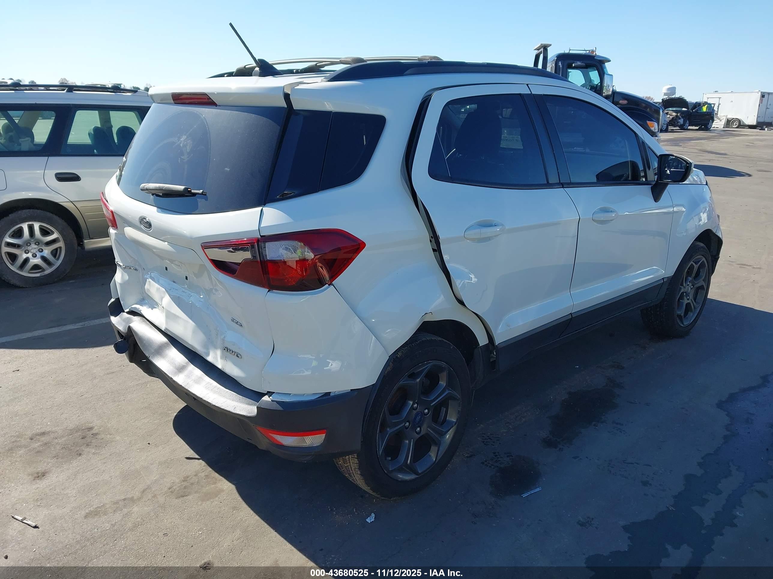 FORD ECOSPORT image 4