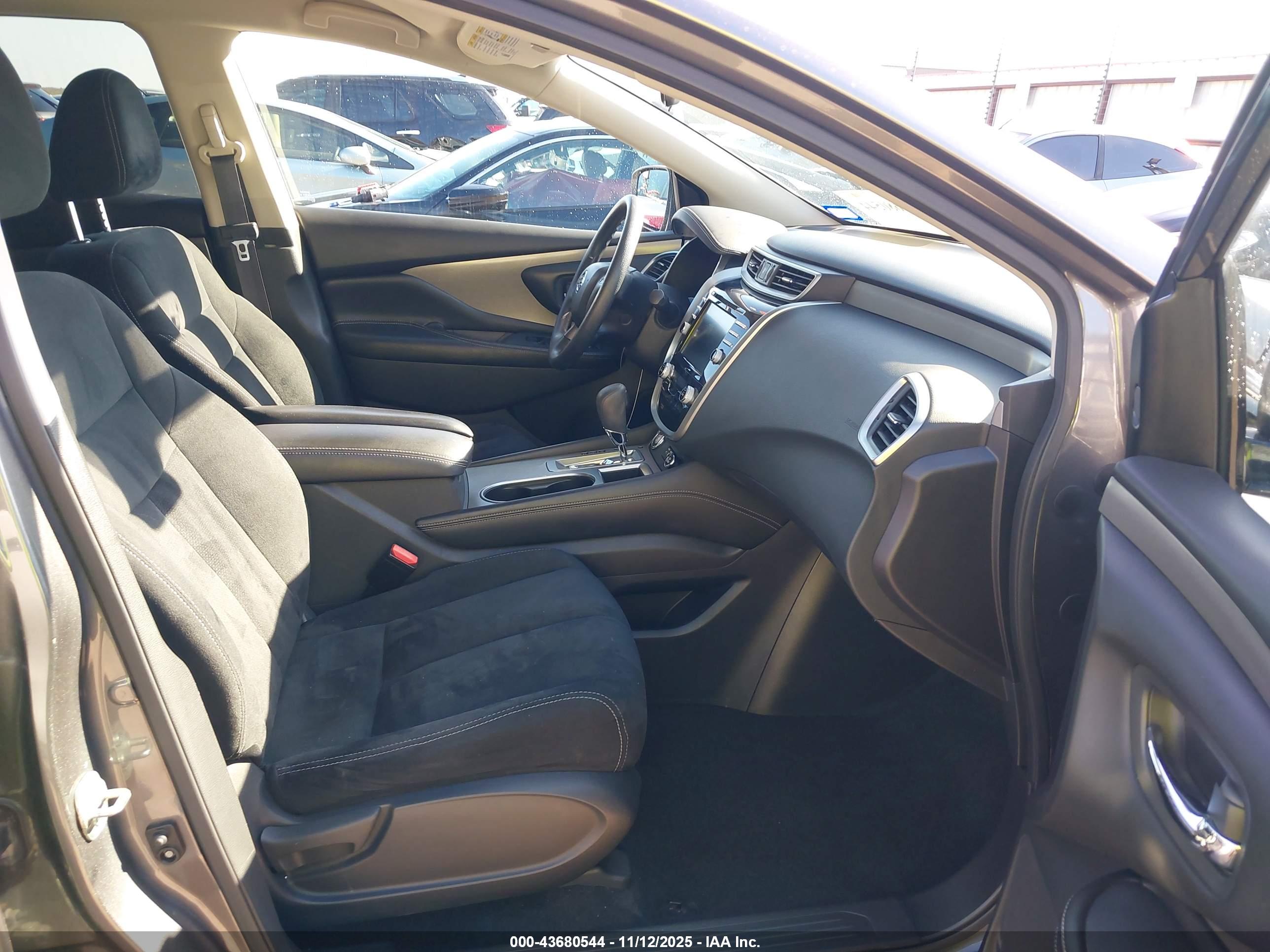 NISSAN MURANO image 5