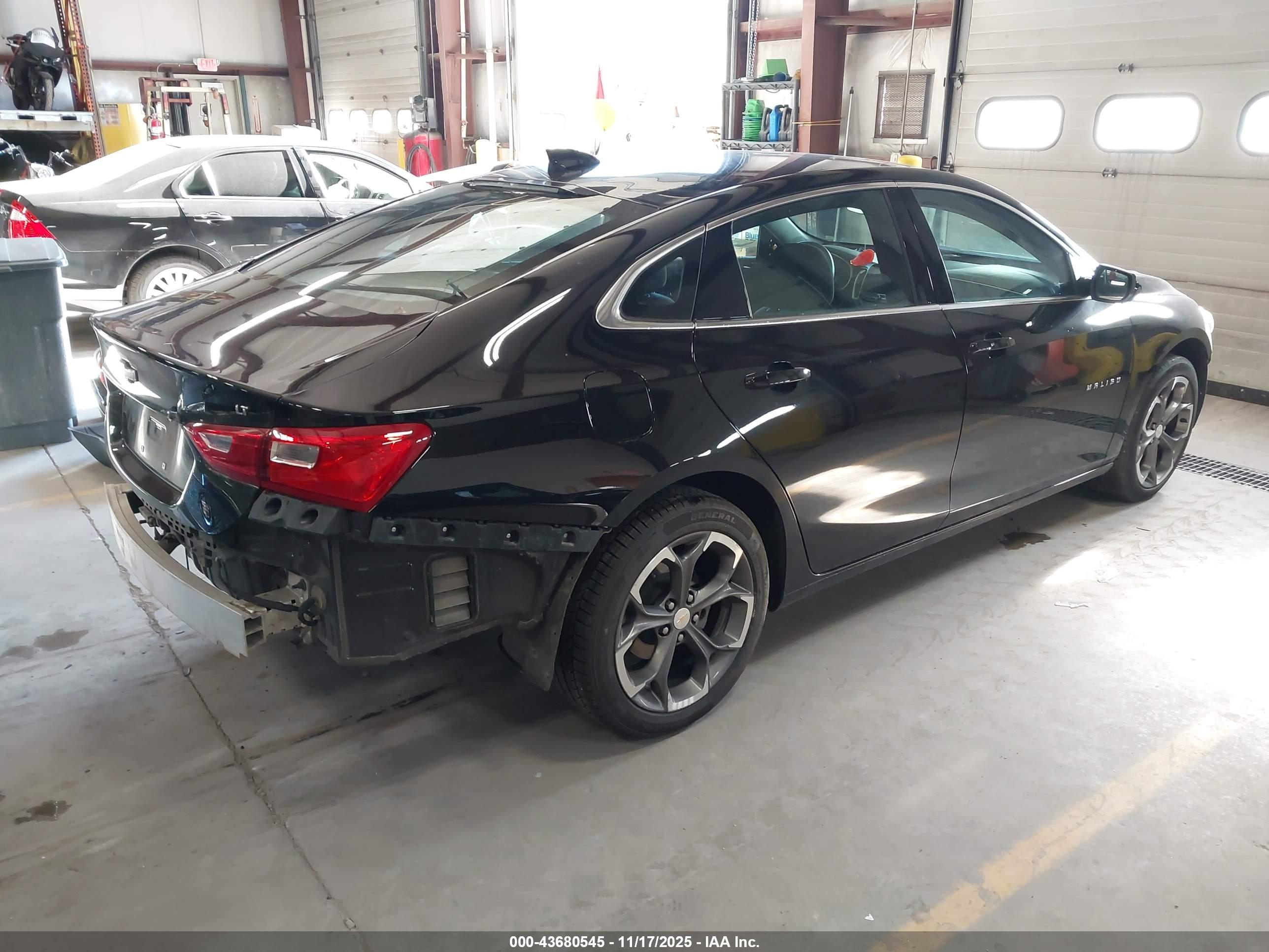 CHEVROLET MALIBU image 4