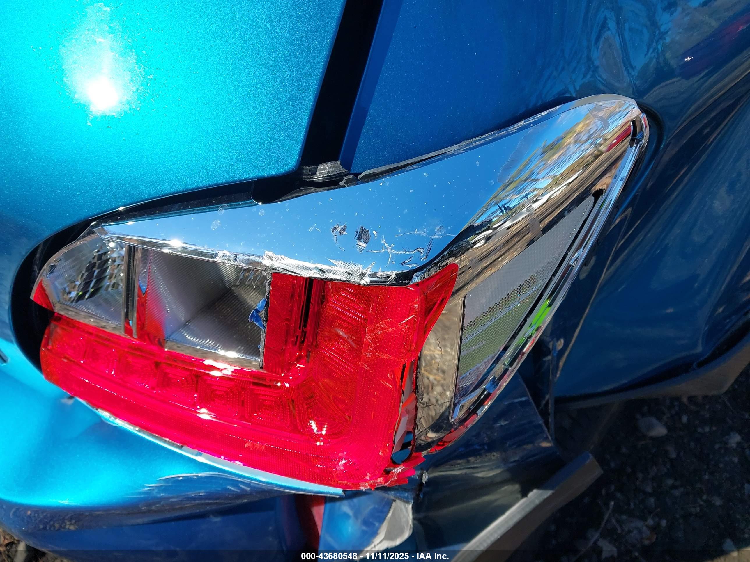 MITSUBISHI MIRAGE image 6