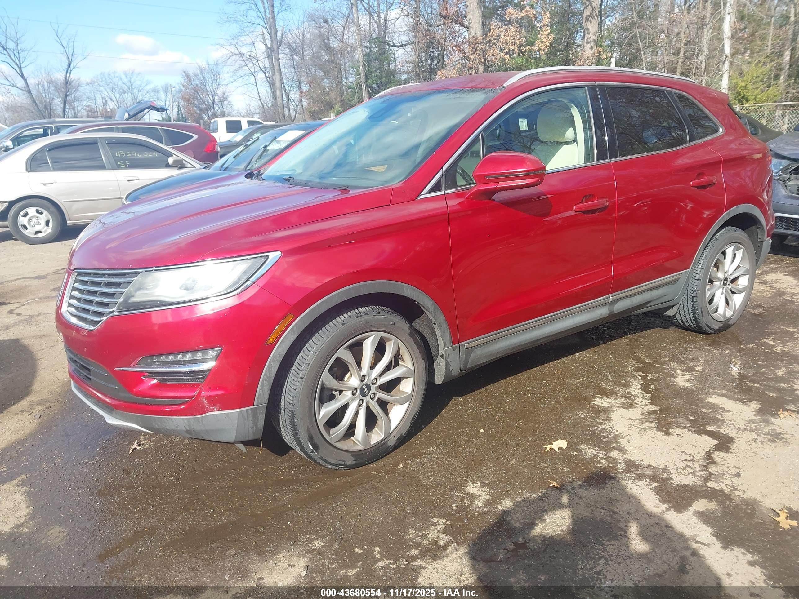 LINCOLN MKC image 2