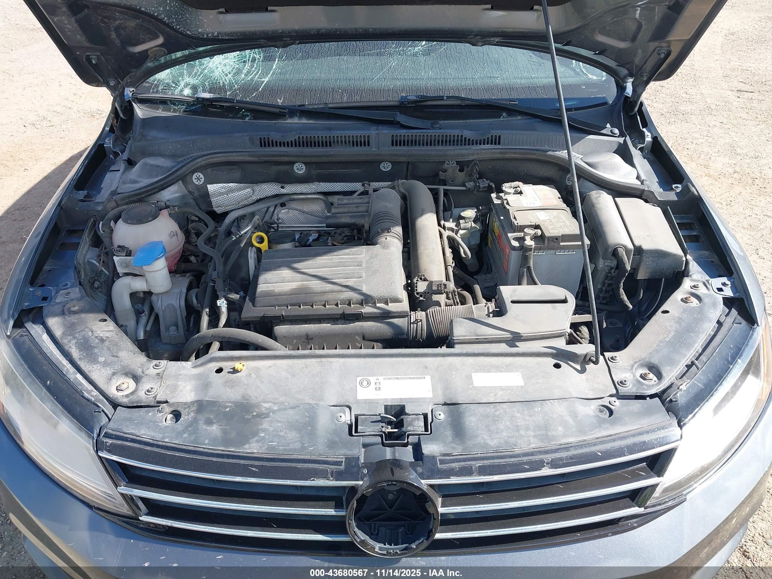 VOLKSWAGEN JETTA image 10