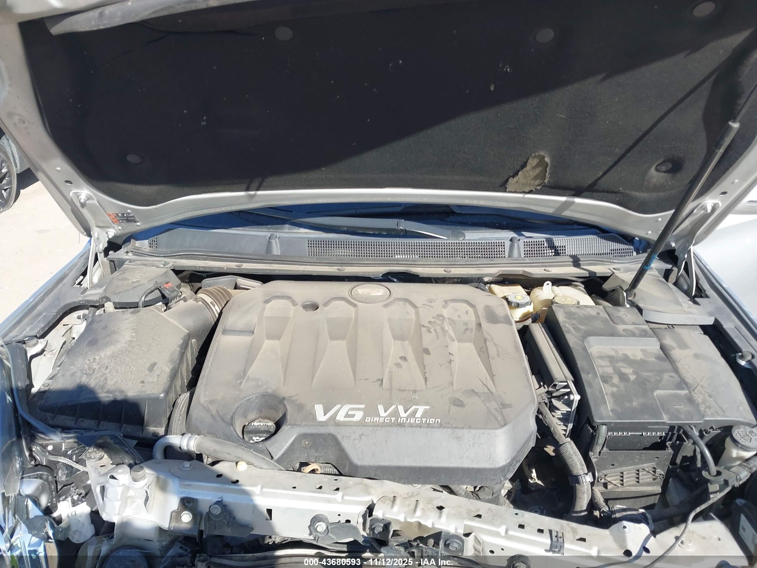 CADILLAC XTS image 10