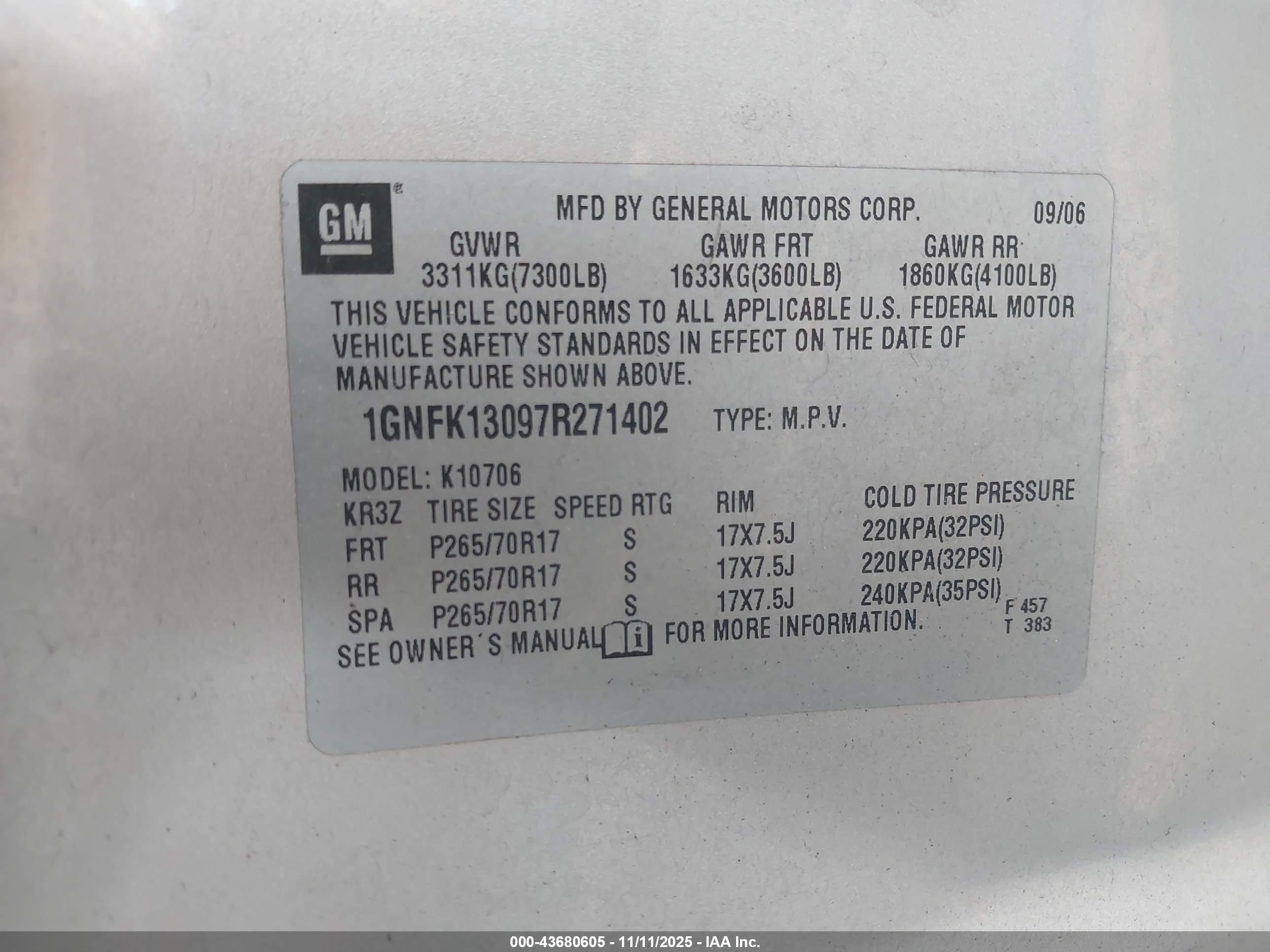 CHEVROLET TAHOE image 9