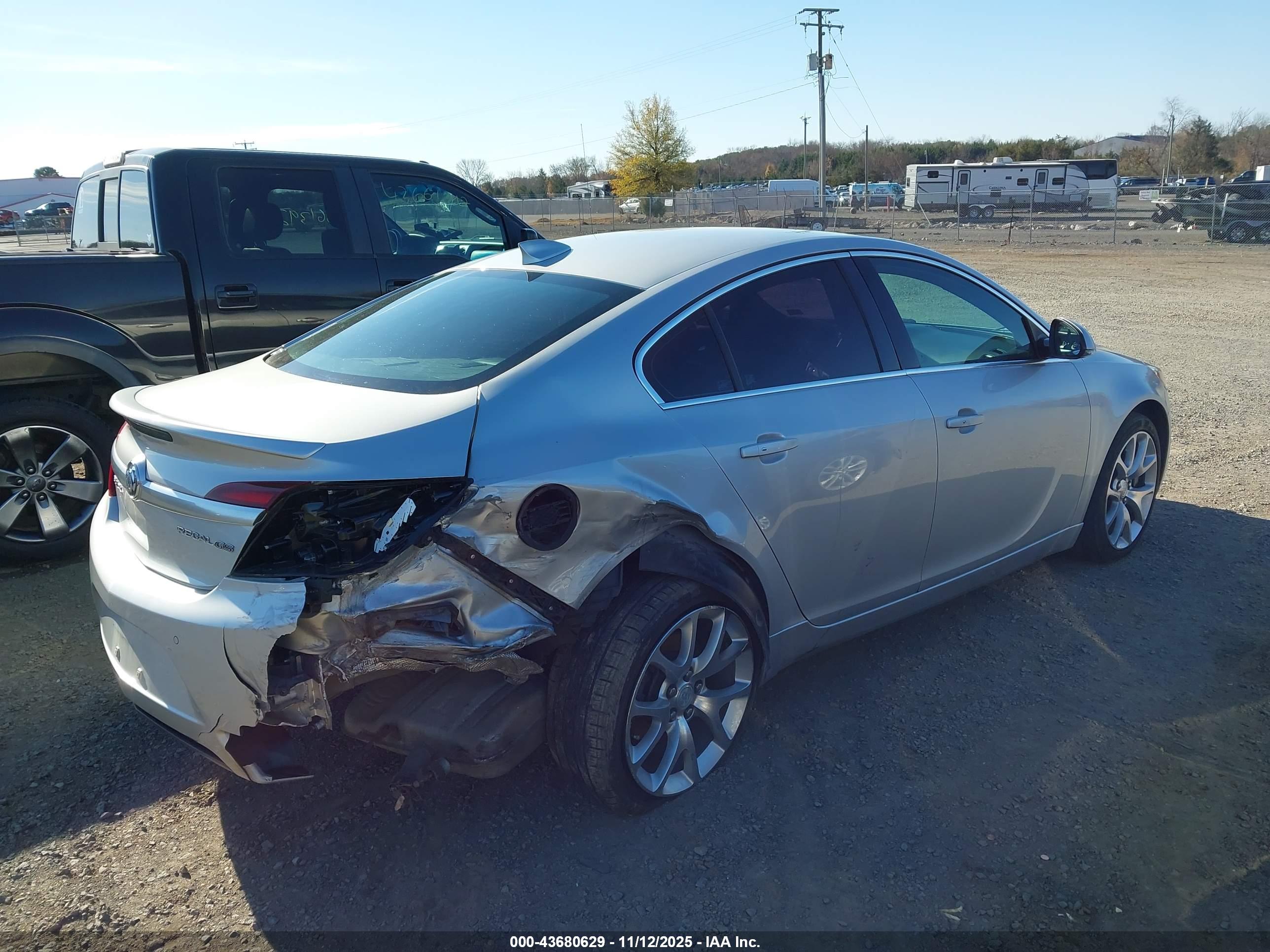 BUICK REGAL image 4