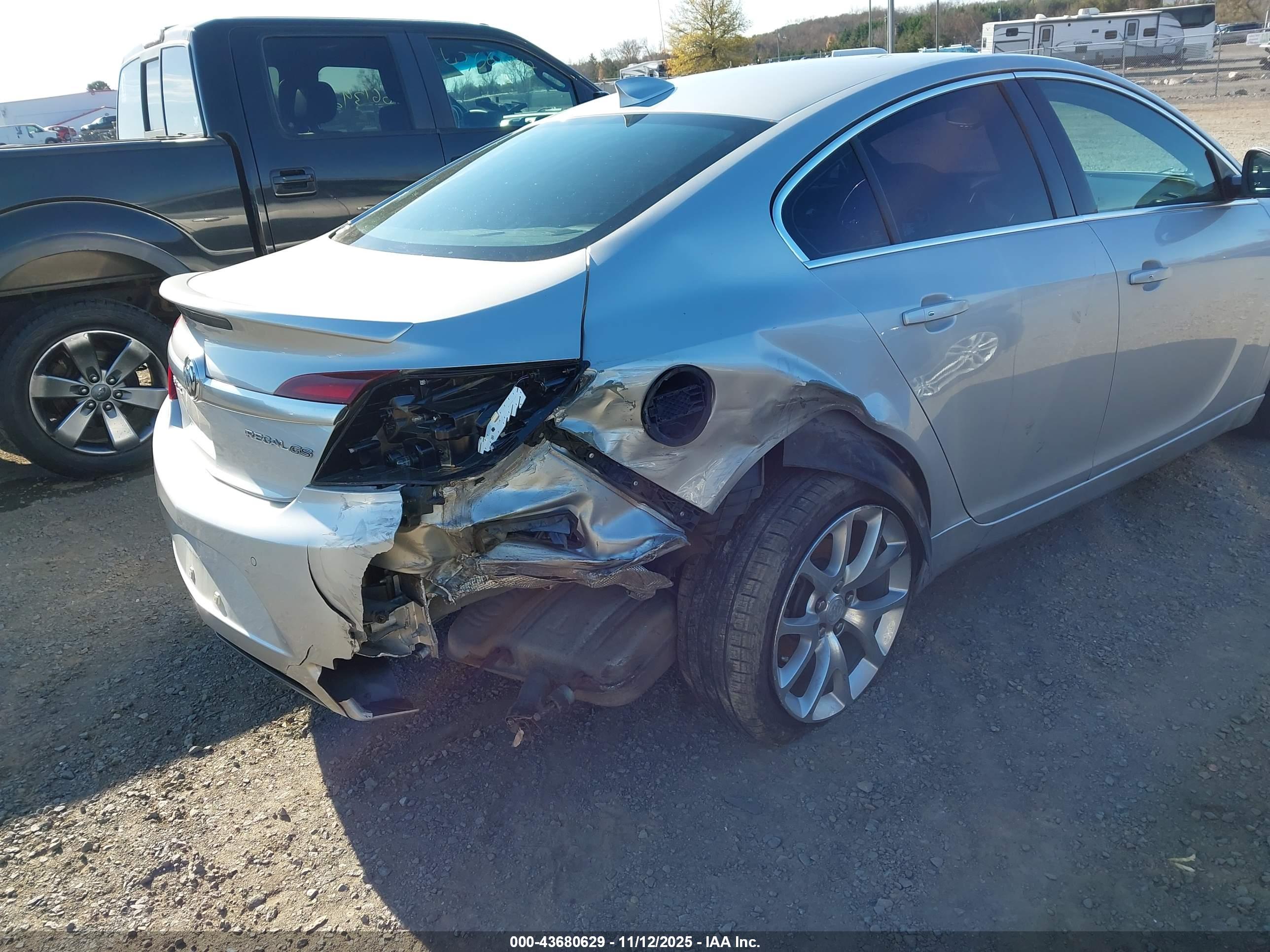BUICK REGAL image 6