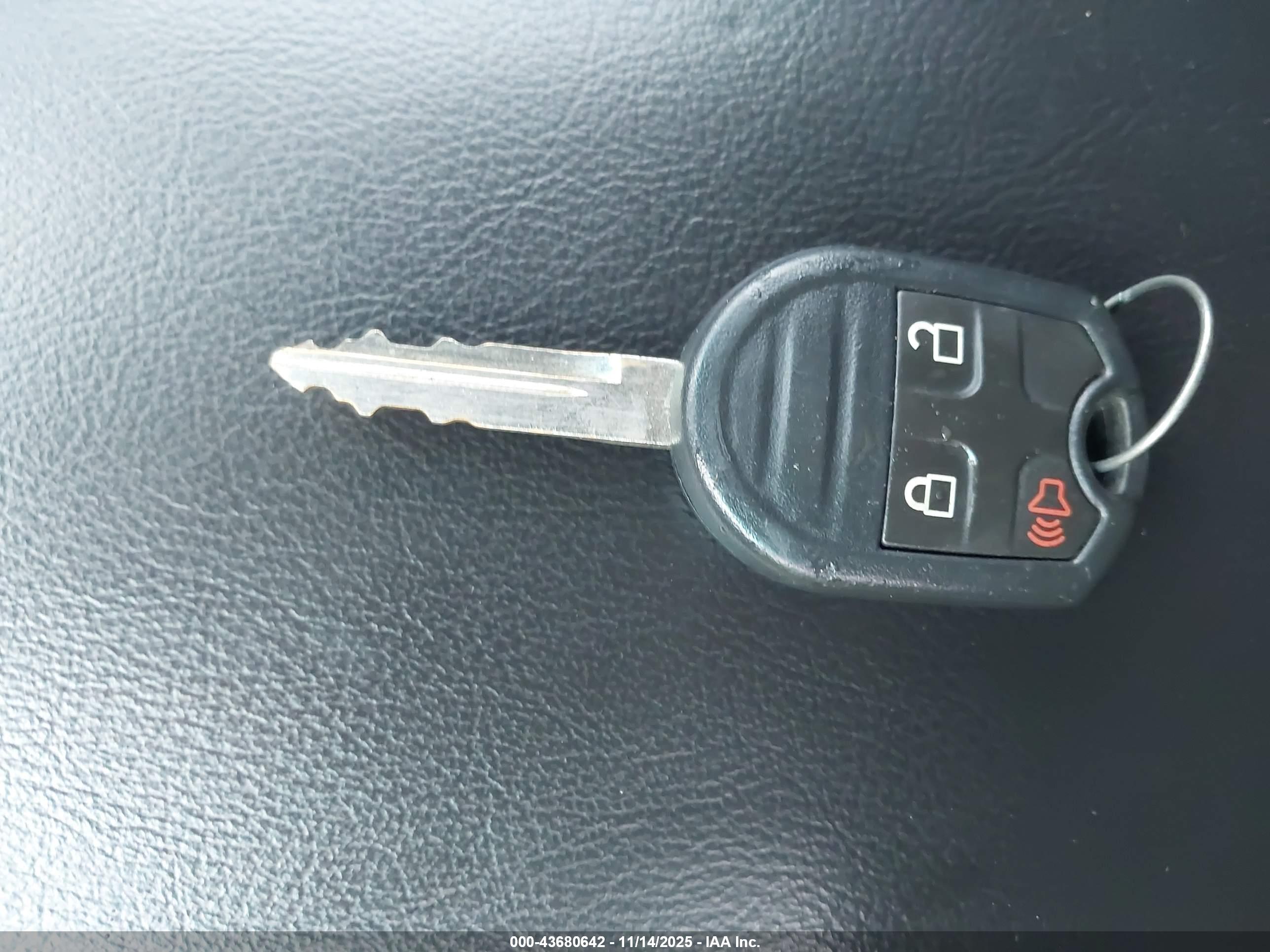 FORD EXPLORER image 11