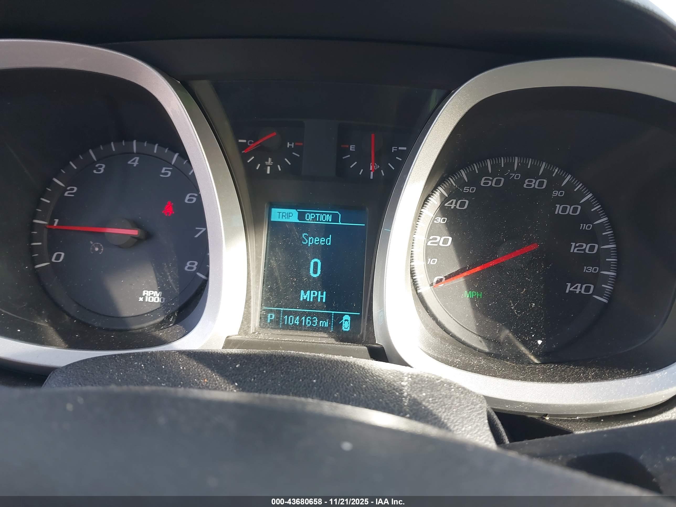 CHEVROLET EQUINOX image 7