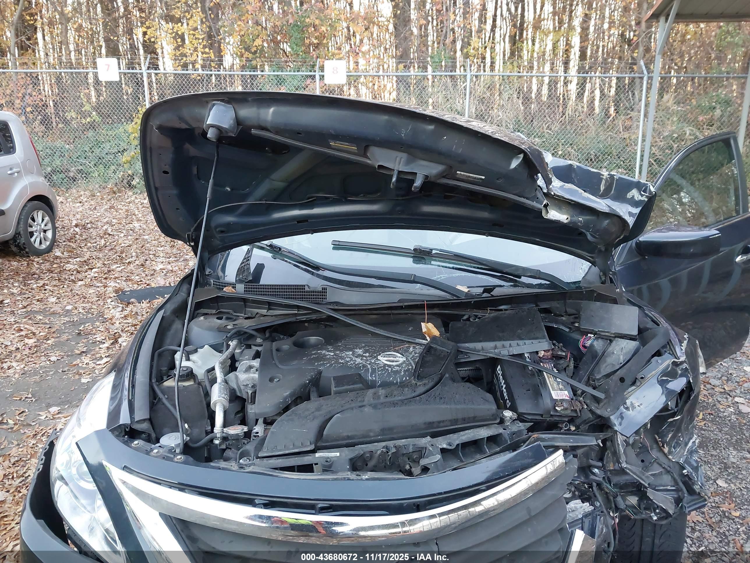 NISSAN ALTIMA image 10