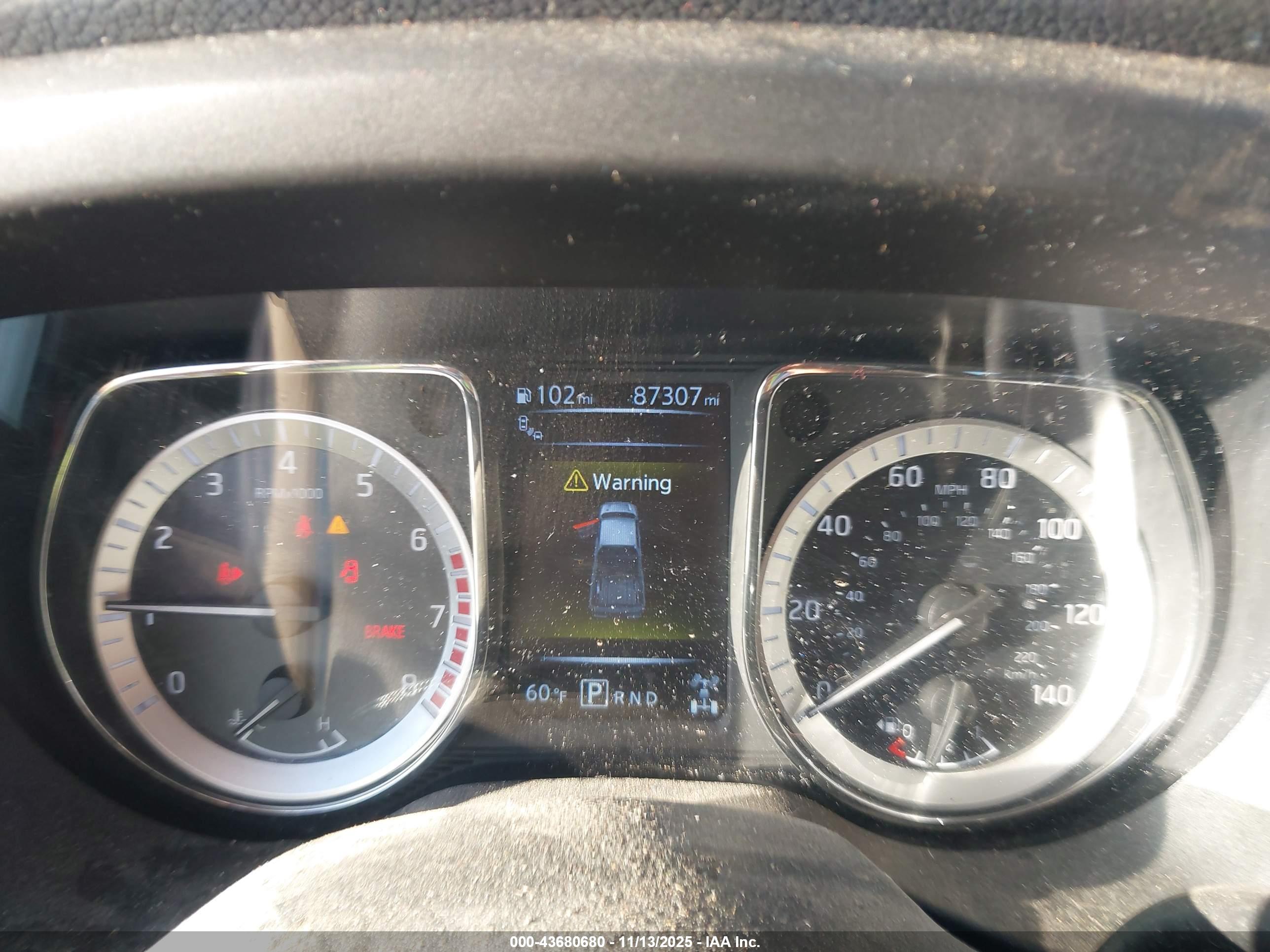 NISSAN TITAN image 7