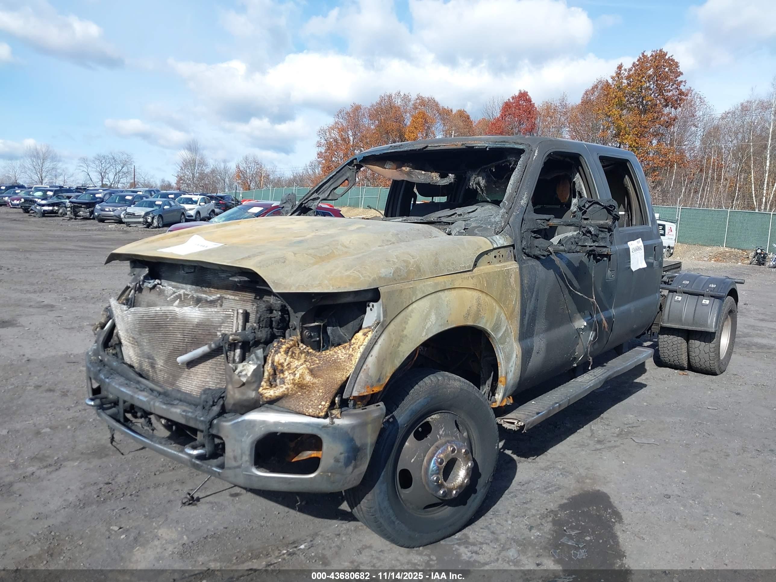 FORD F-350 image 2