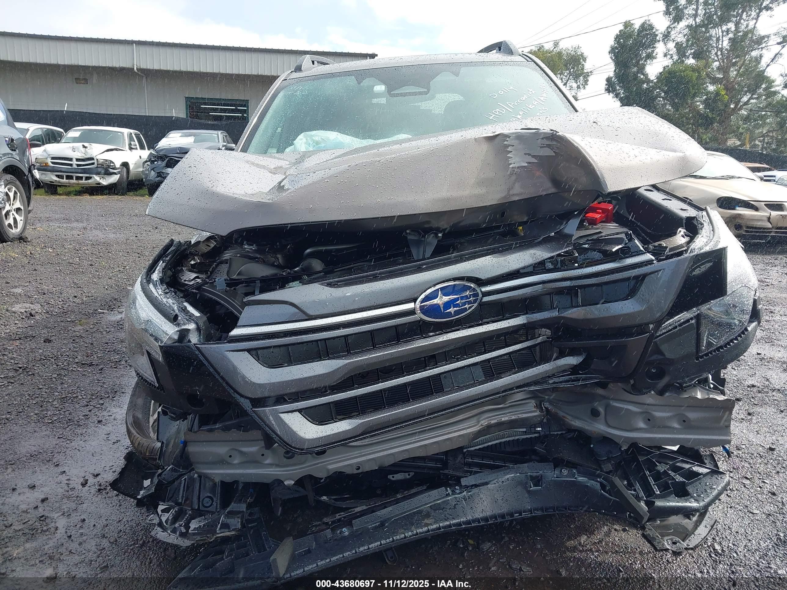 SUBARU FORESTER image 6