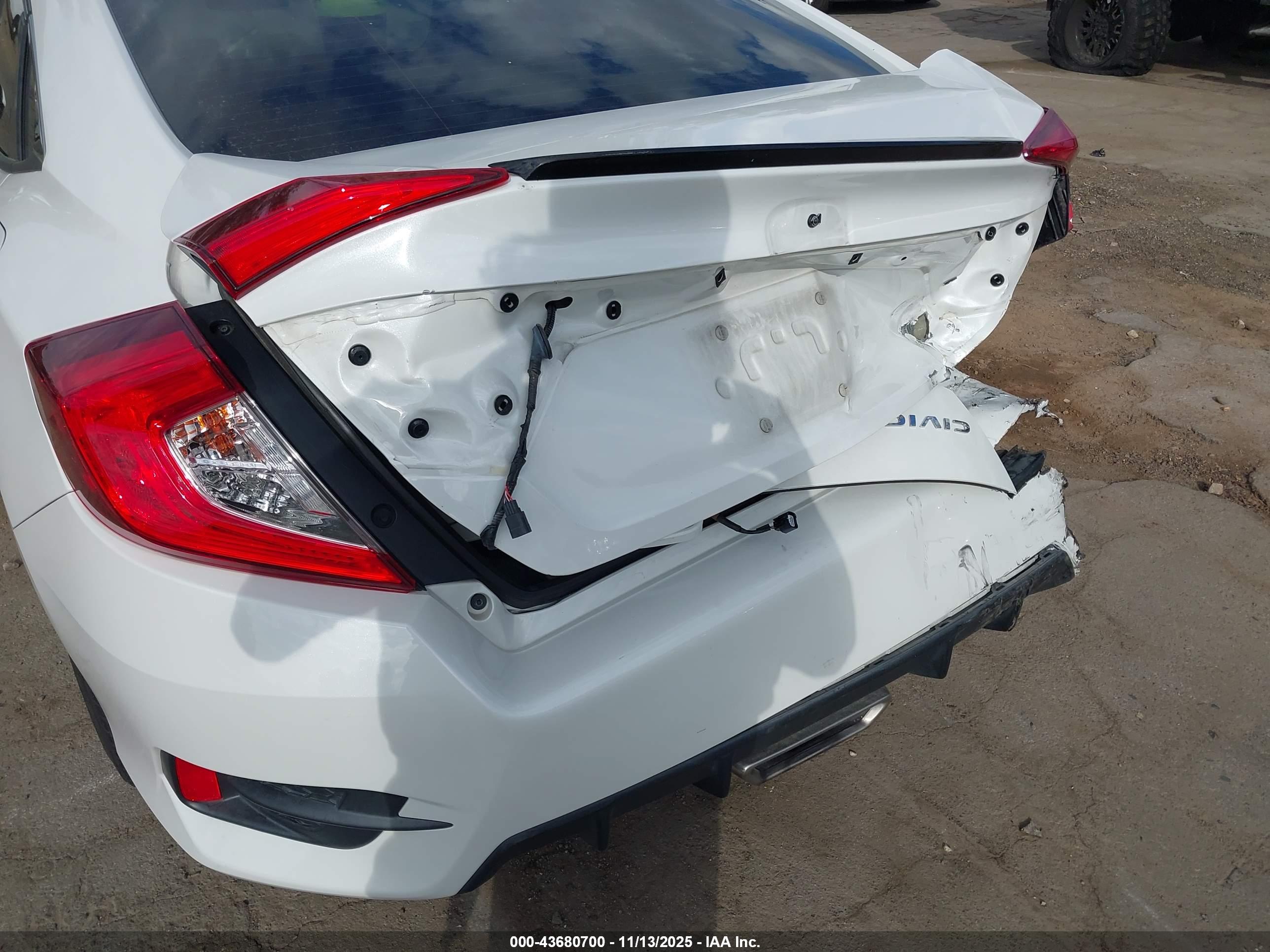 HONDA CIVIC image 6