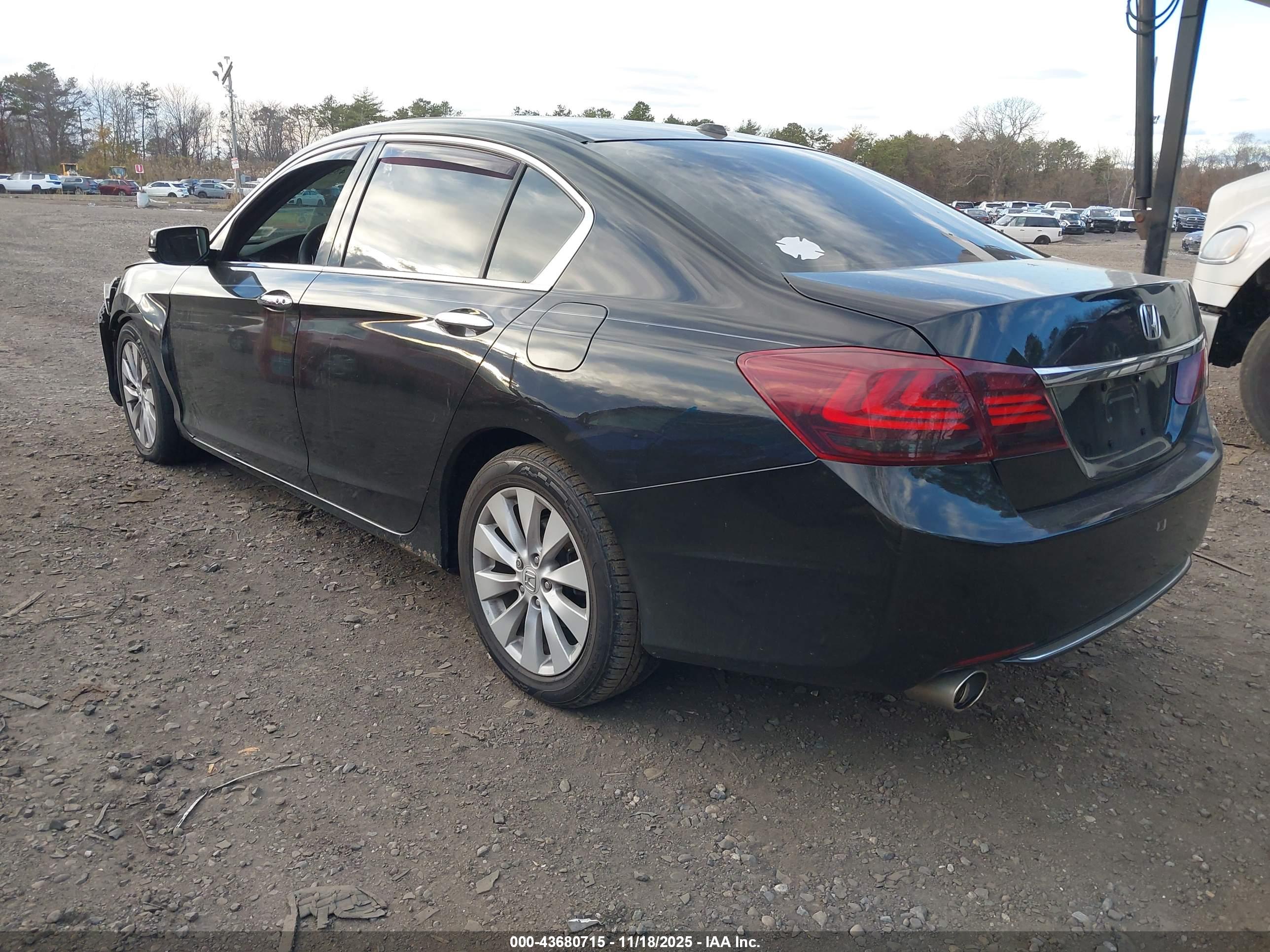 HONDA ACCORD image 3