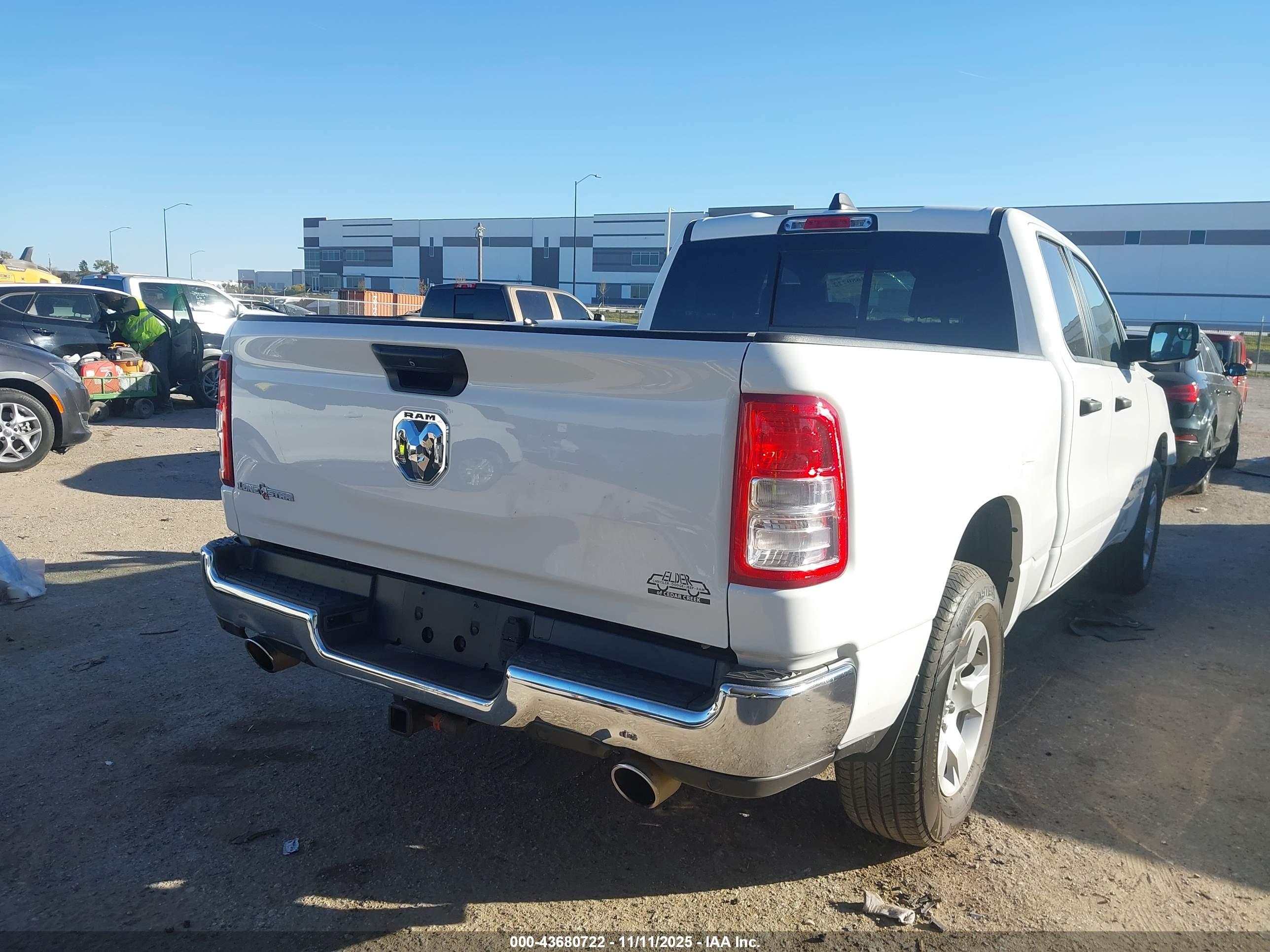 RAM 1500 image 4