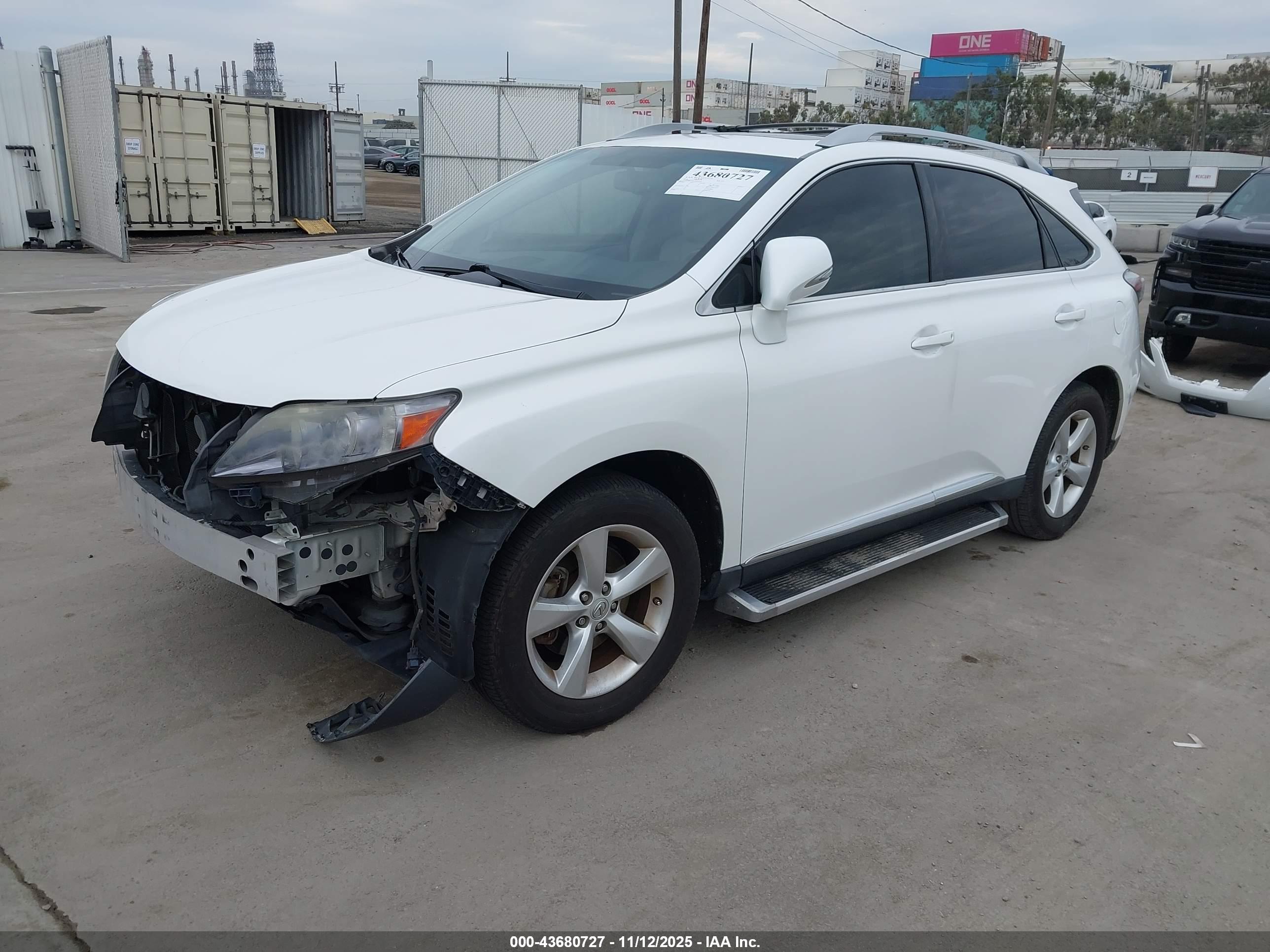 LEXUS RX image 2
