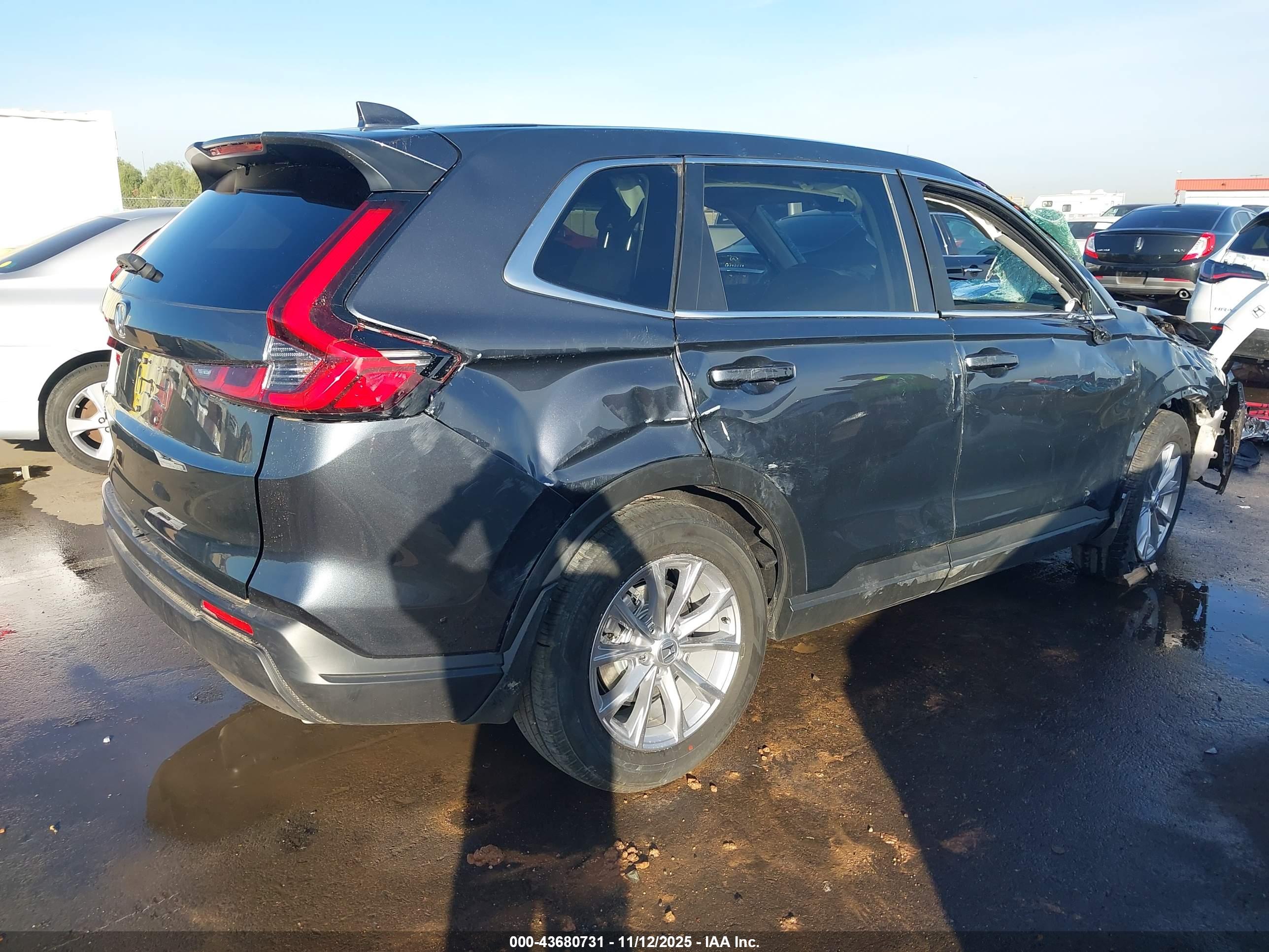 HONDA CR-V image 4