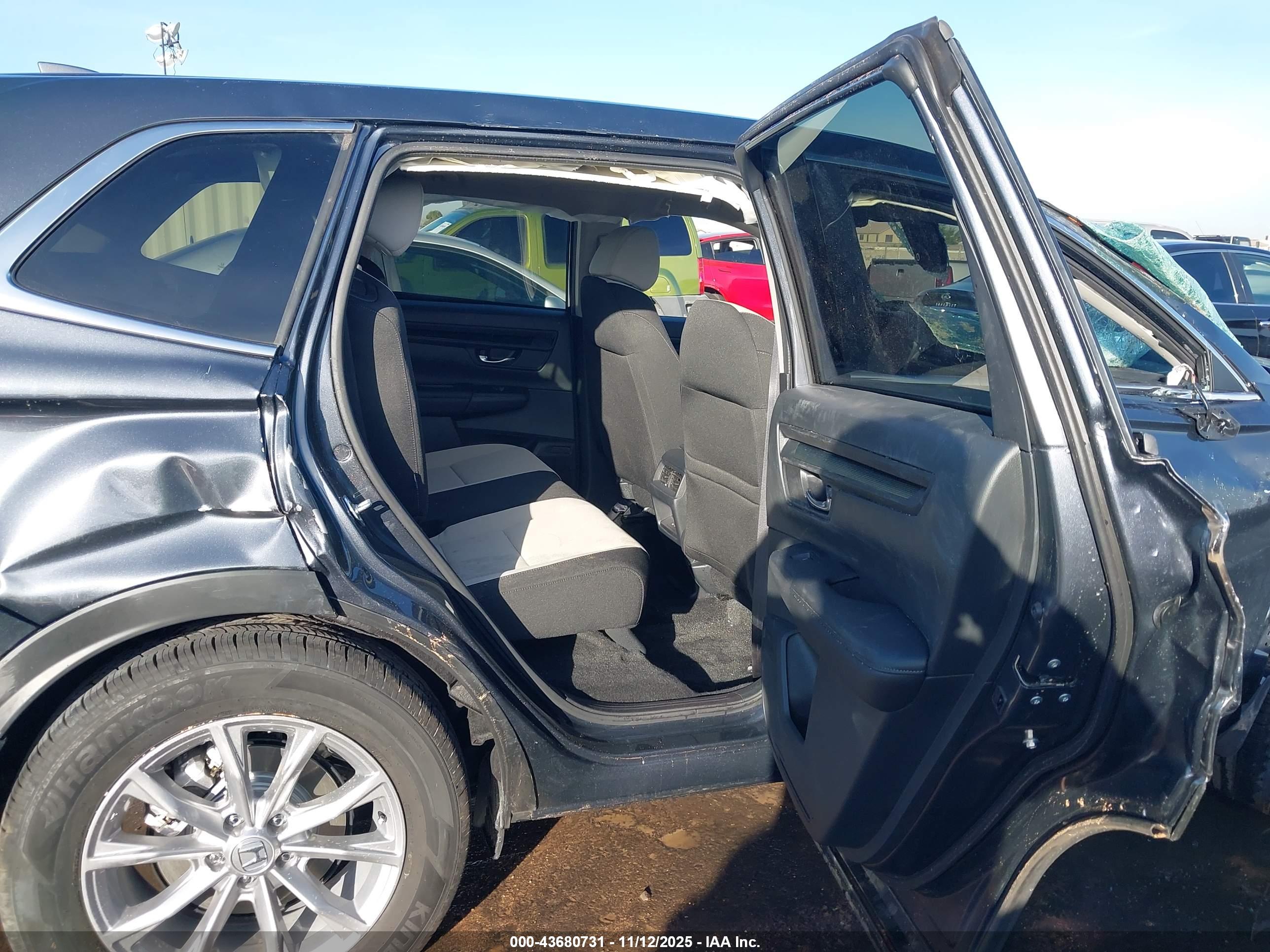 HONDA CR-V image 8