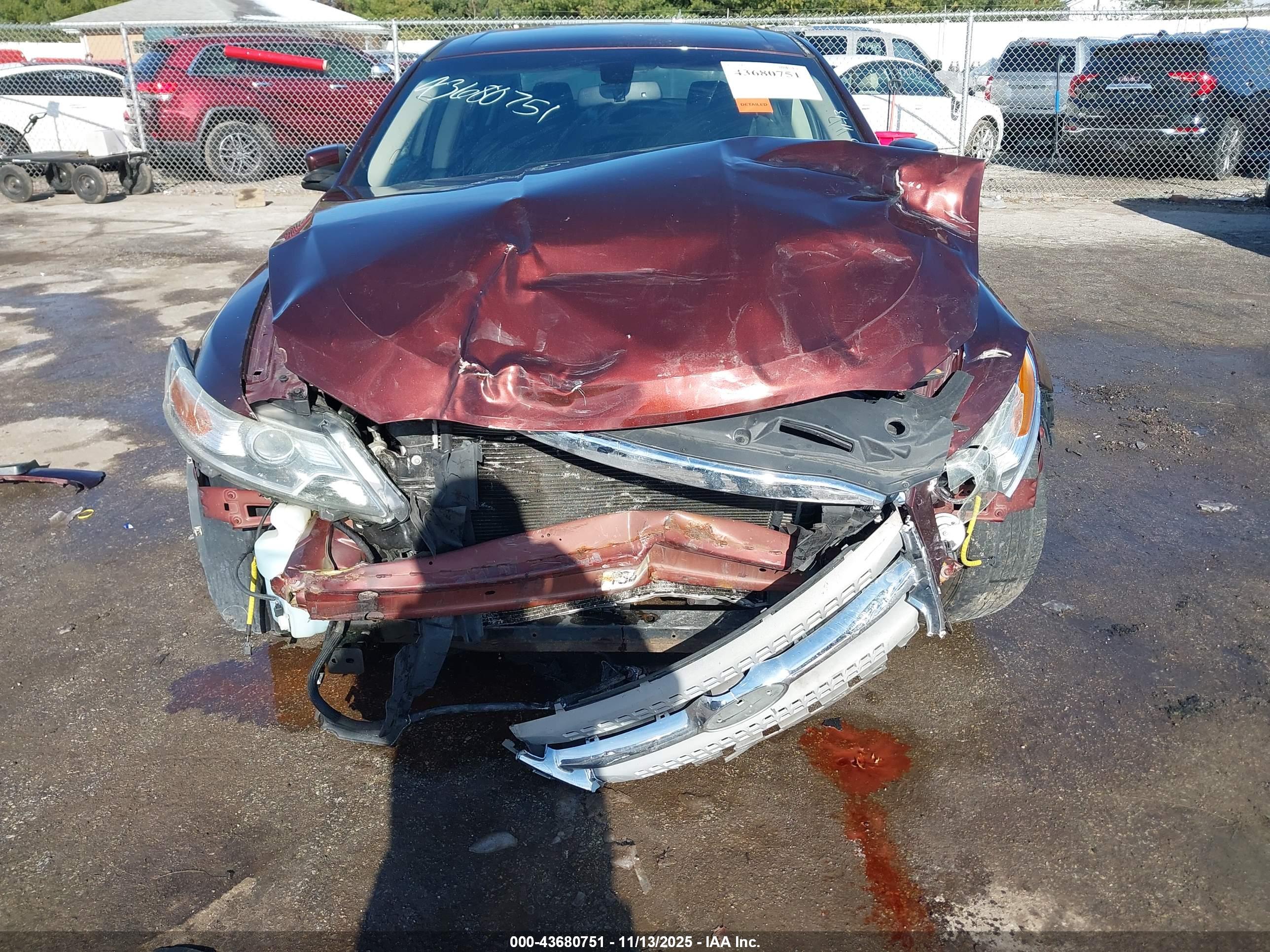 FORD TAURUS image 6