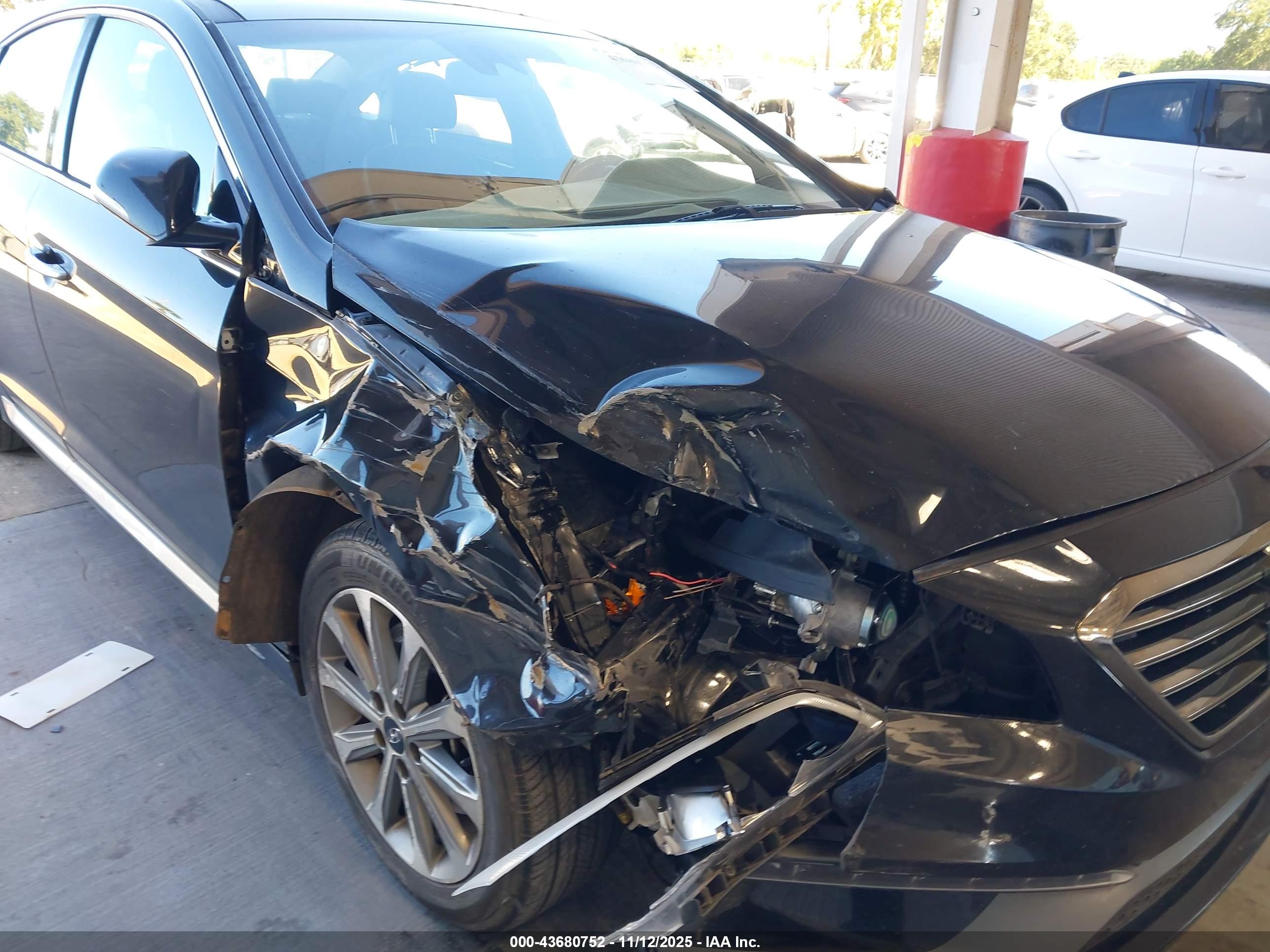 HYUNDAI SONATA image 6