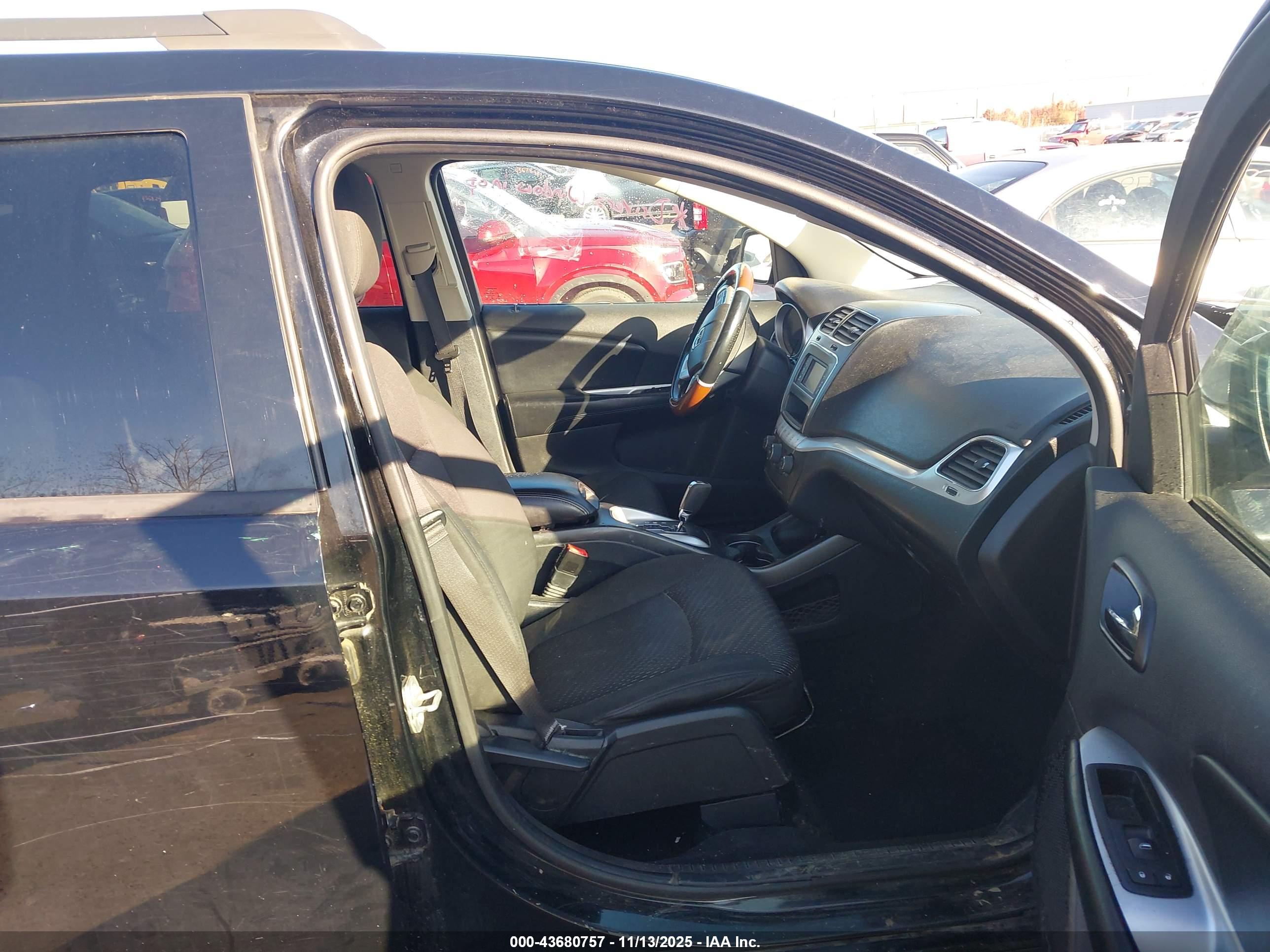 DODGE JOURNEY image 5