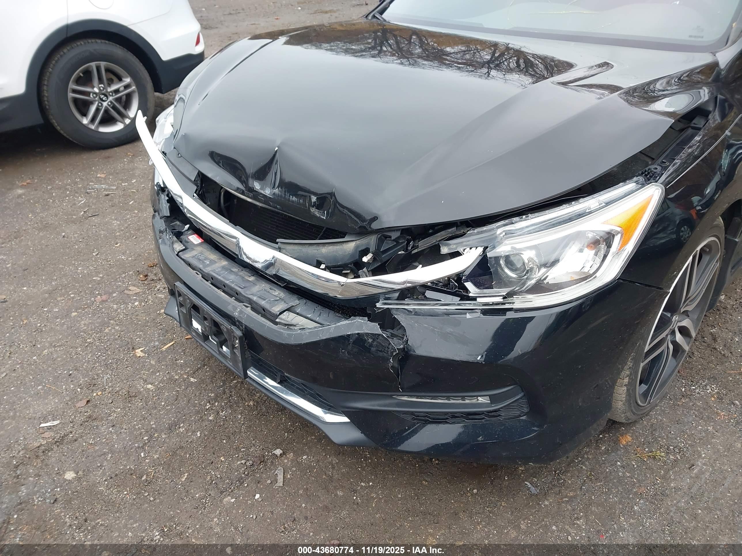 HONDA ACCORD image 6