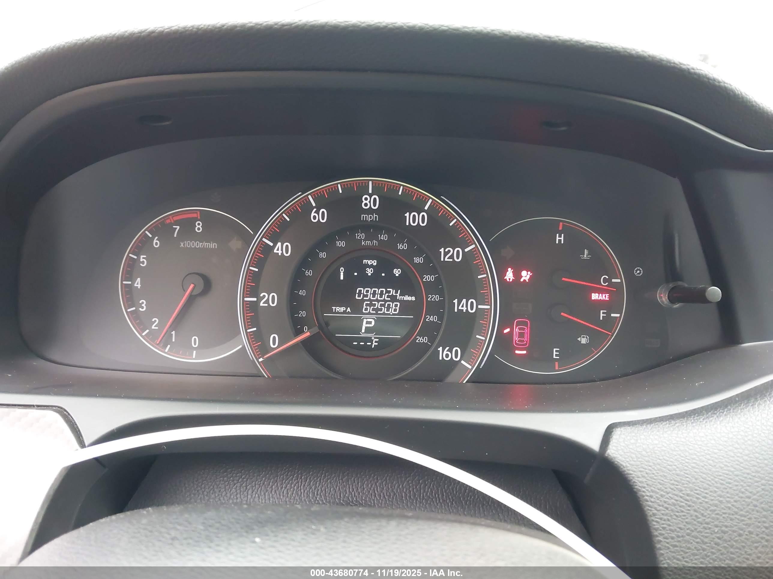HONDA ACCORD image 7