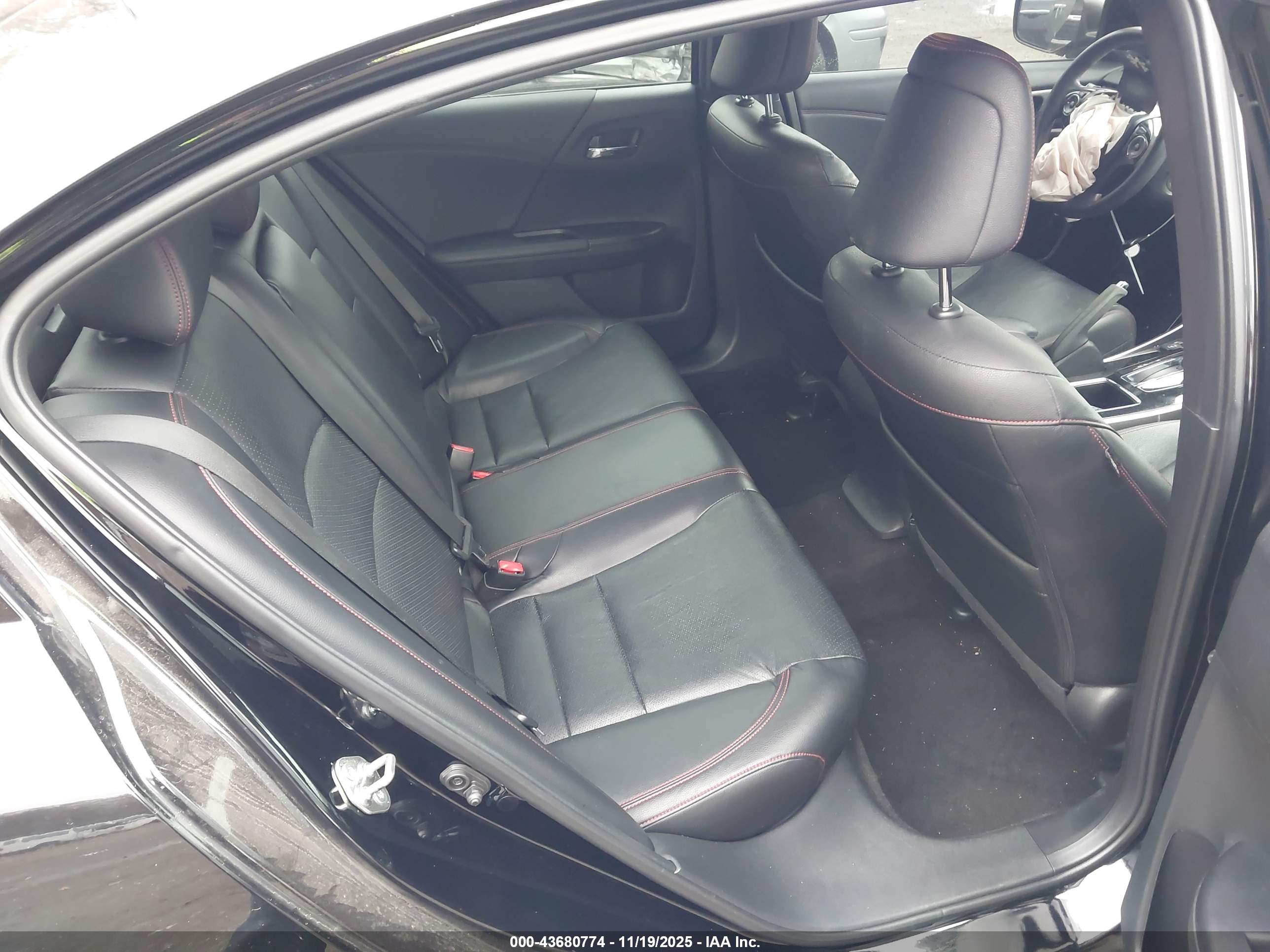 HONDA ACCORD image 8