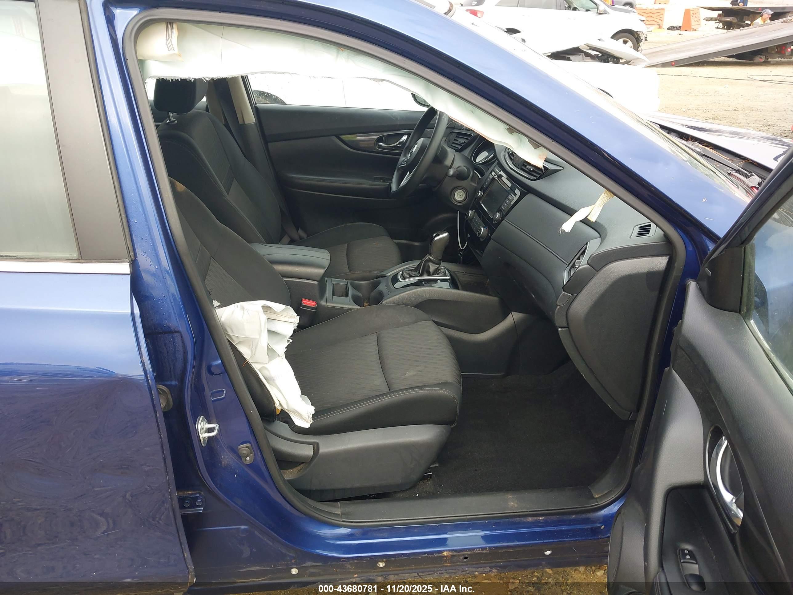 NISSAN ROGUE image 5