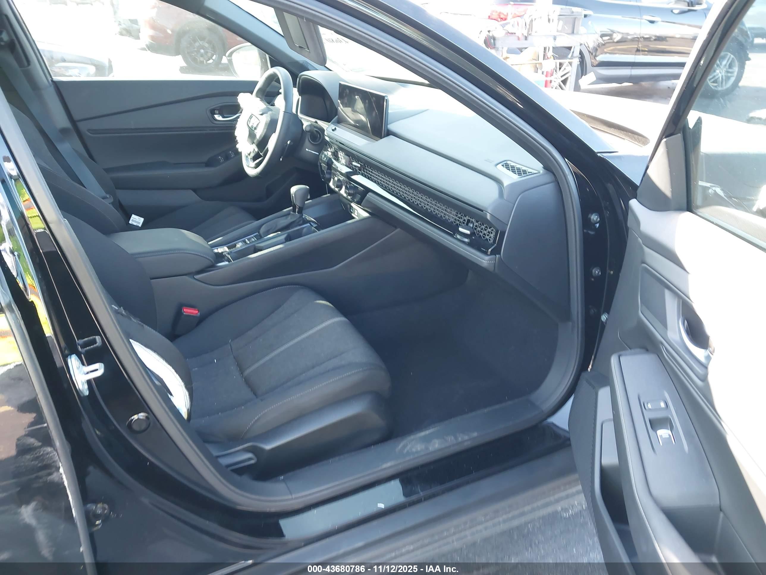 HONDA ACCORD image 5