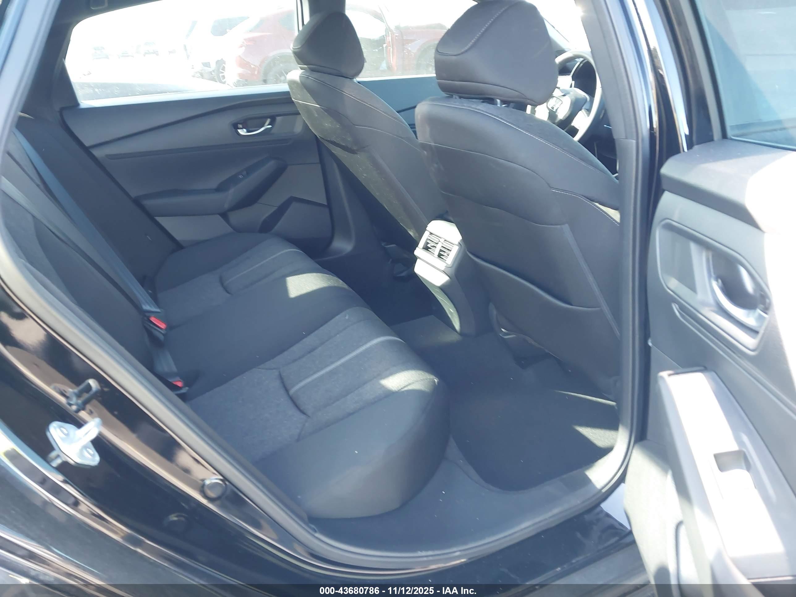 HONDA ACCORD image 8
