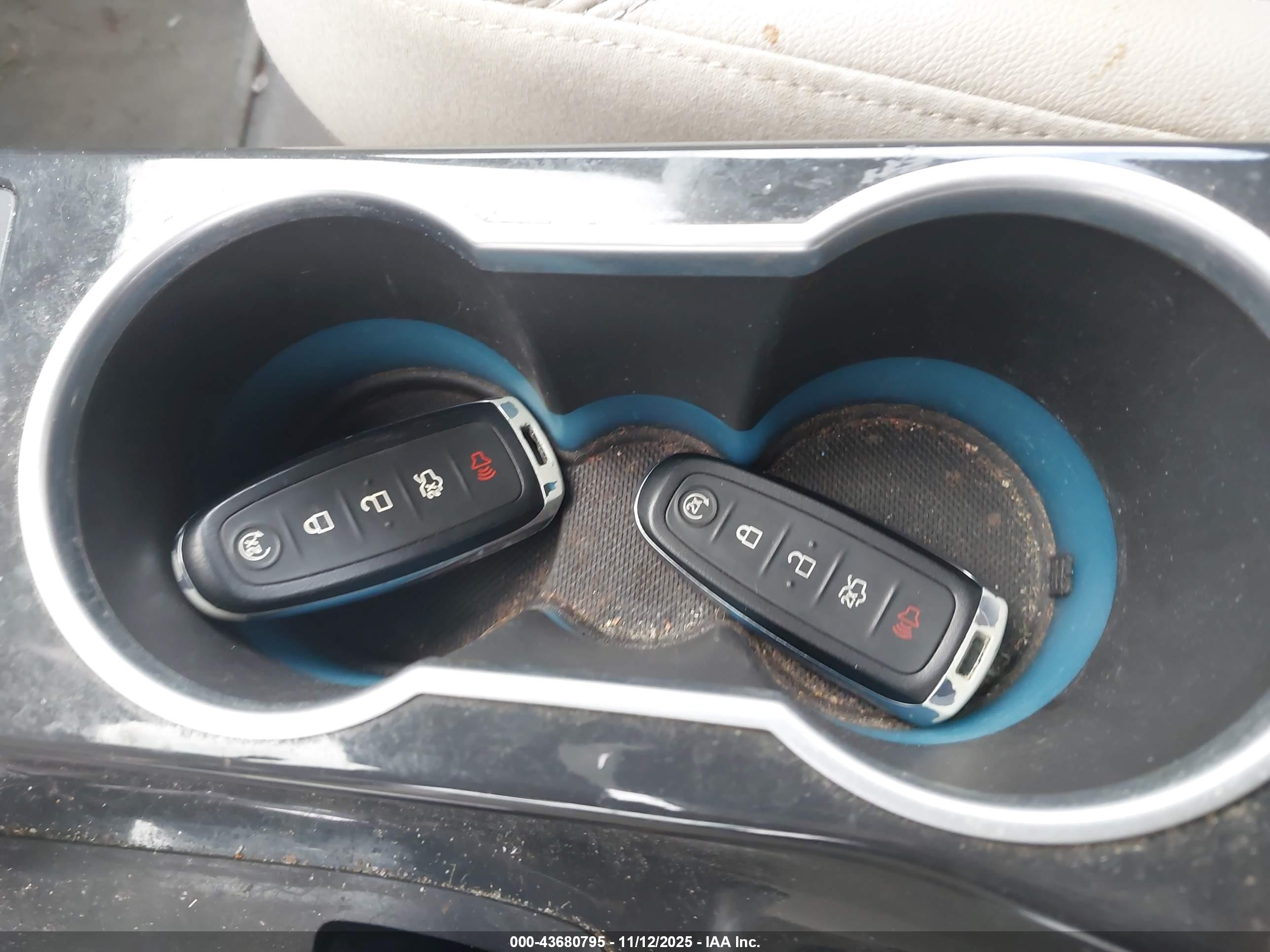 FORD ESCAPE image 11