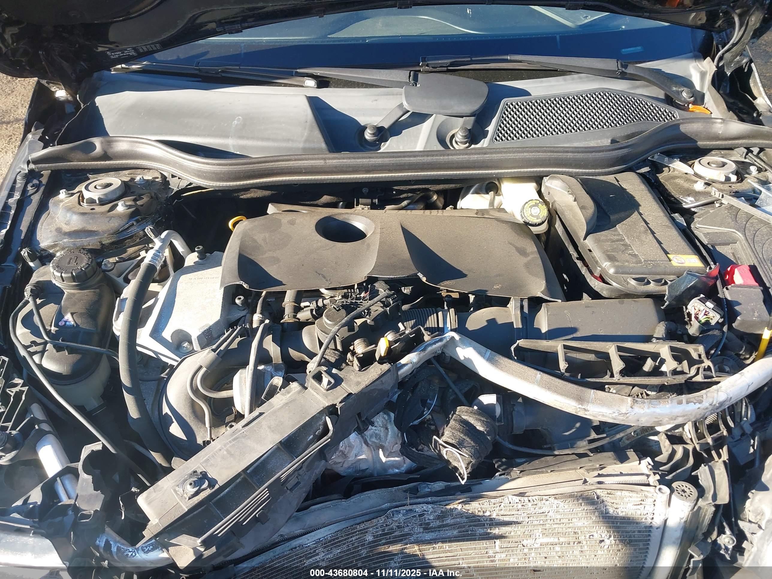 MERCEDES-BENZ CLA image 10