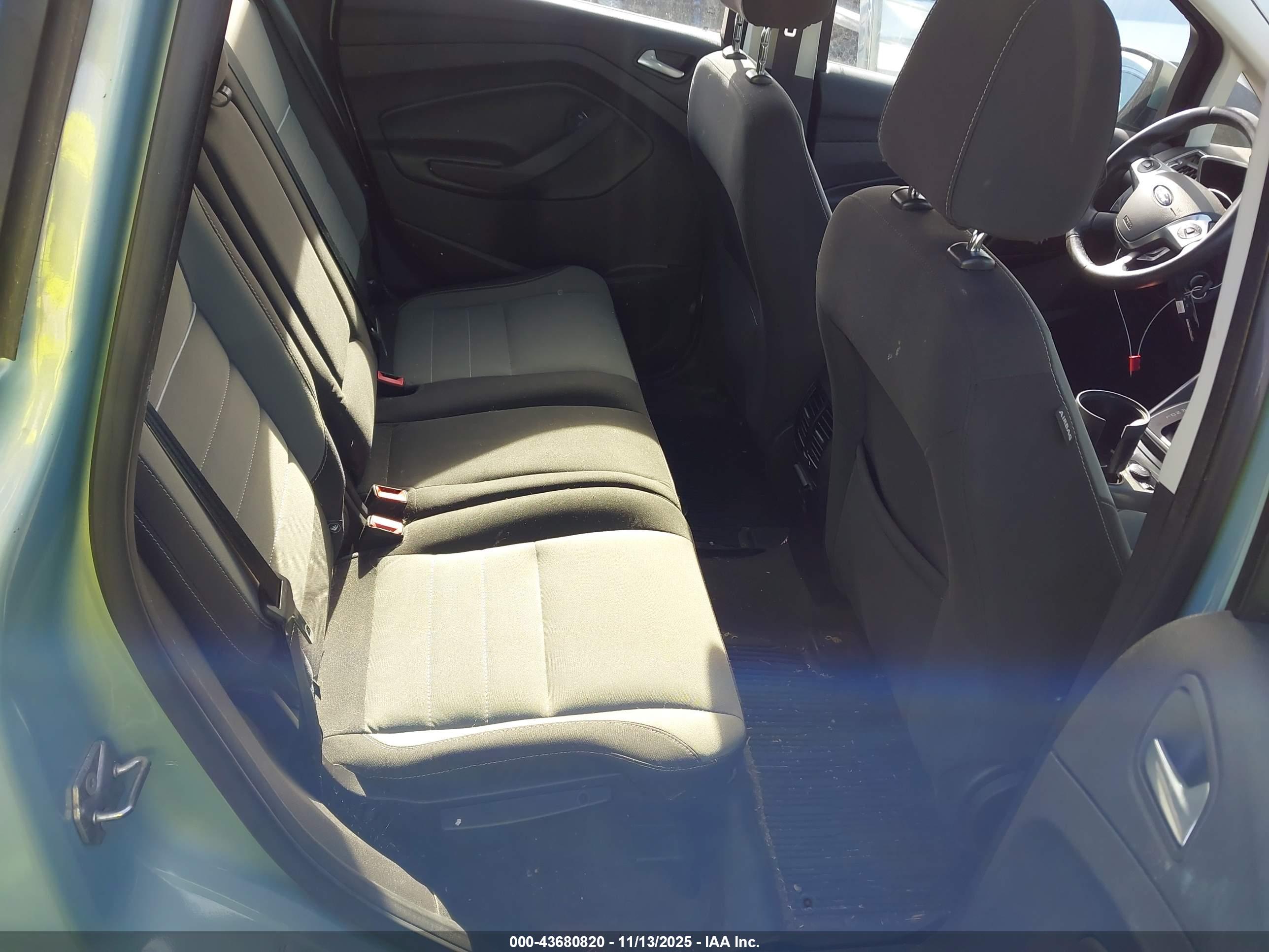 FORD C-MAX image 8