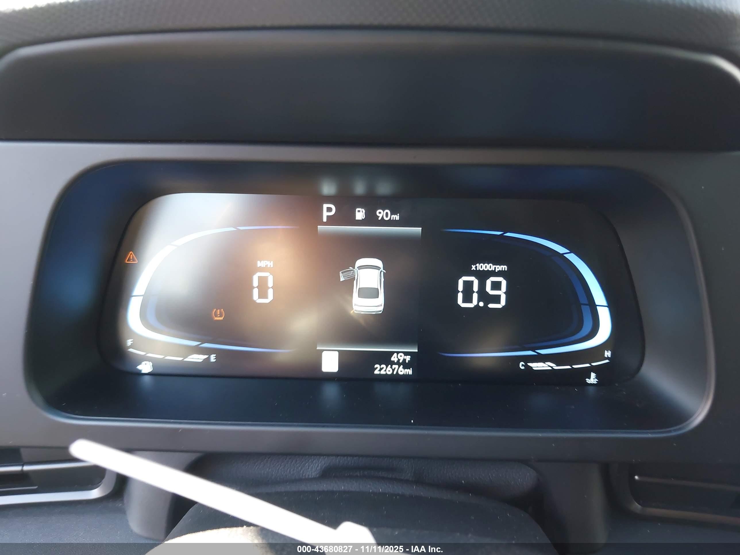 HYUNDAI ELANTRA image 7