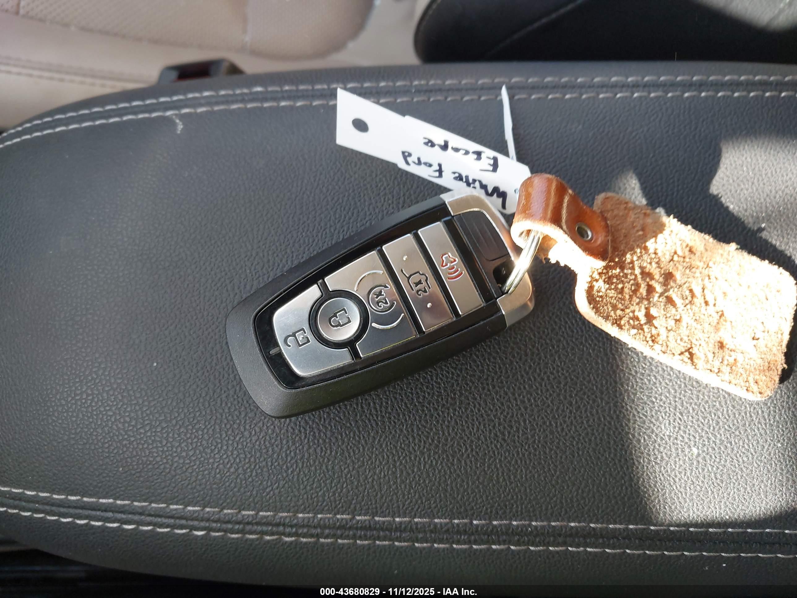 FORD ESCAPE image 11